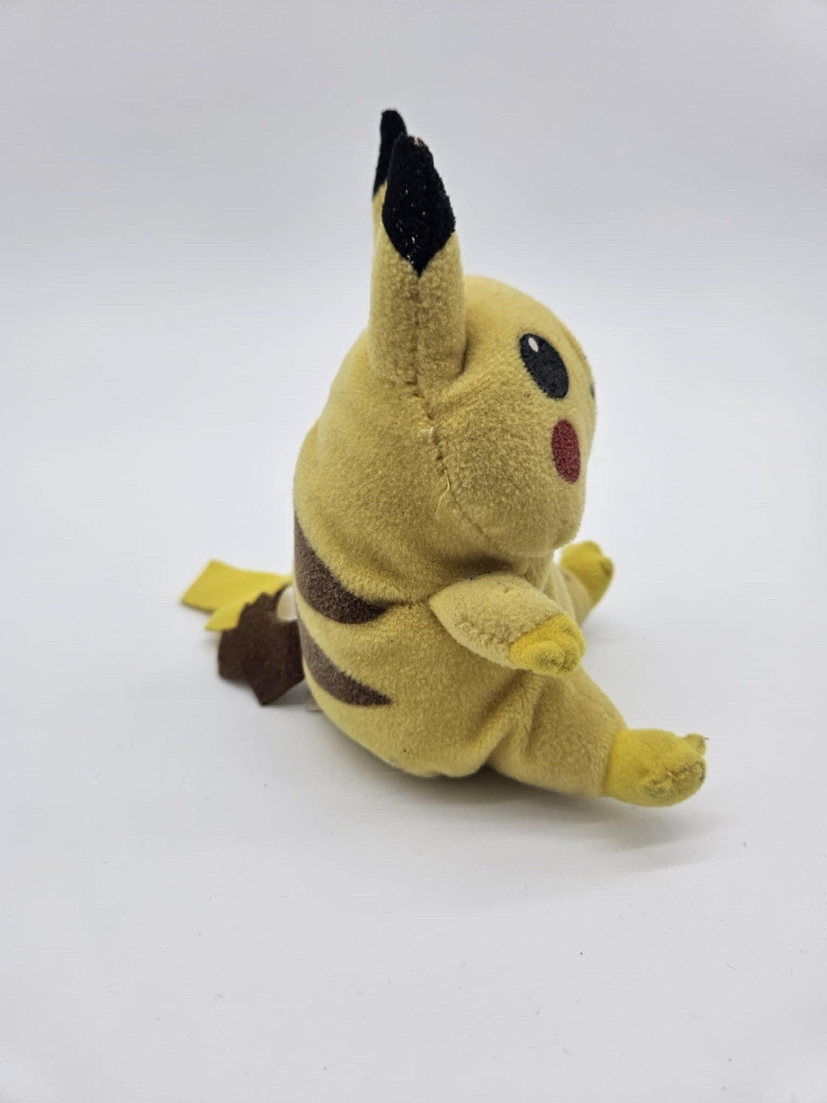 Vintage Pokemon Pikachu 5” Bean Bag Plush 1998 Game Freak Beanie Stuffed Toy
