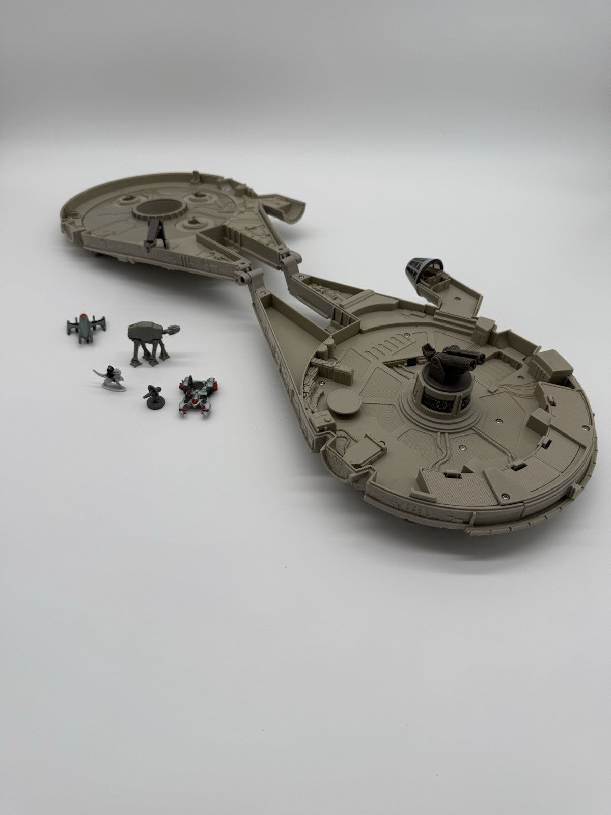 Micro Machines Star Wars Millennium Falcon Playset 1995 AT-AT, Tauntaun & More