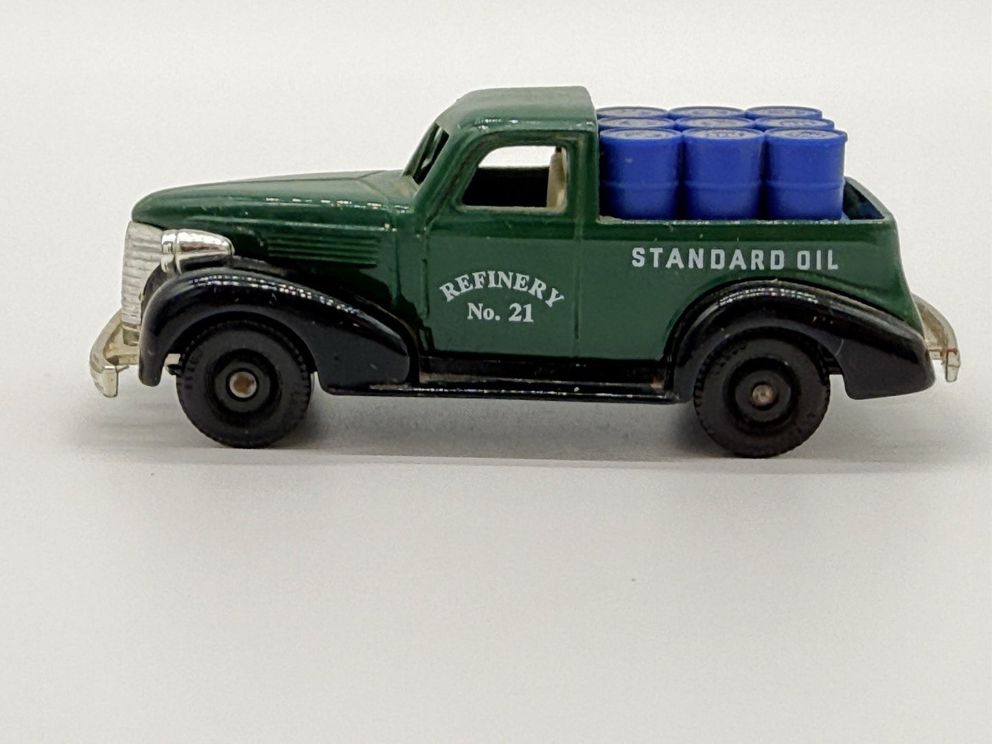 Vintage Lledo Chevrolet Days Gone By Standard Oil RPM Chevron Made in England