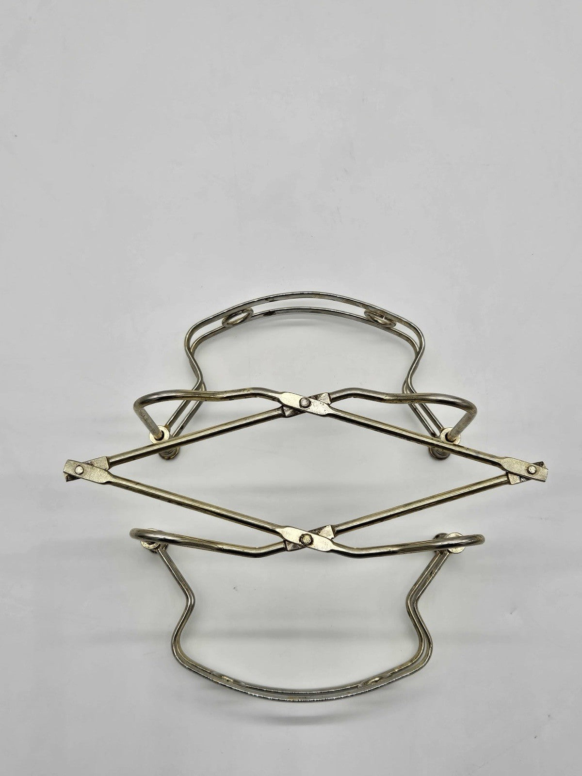 VINTAGE Expandable Metal Trivet Casserole/Dish Holder