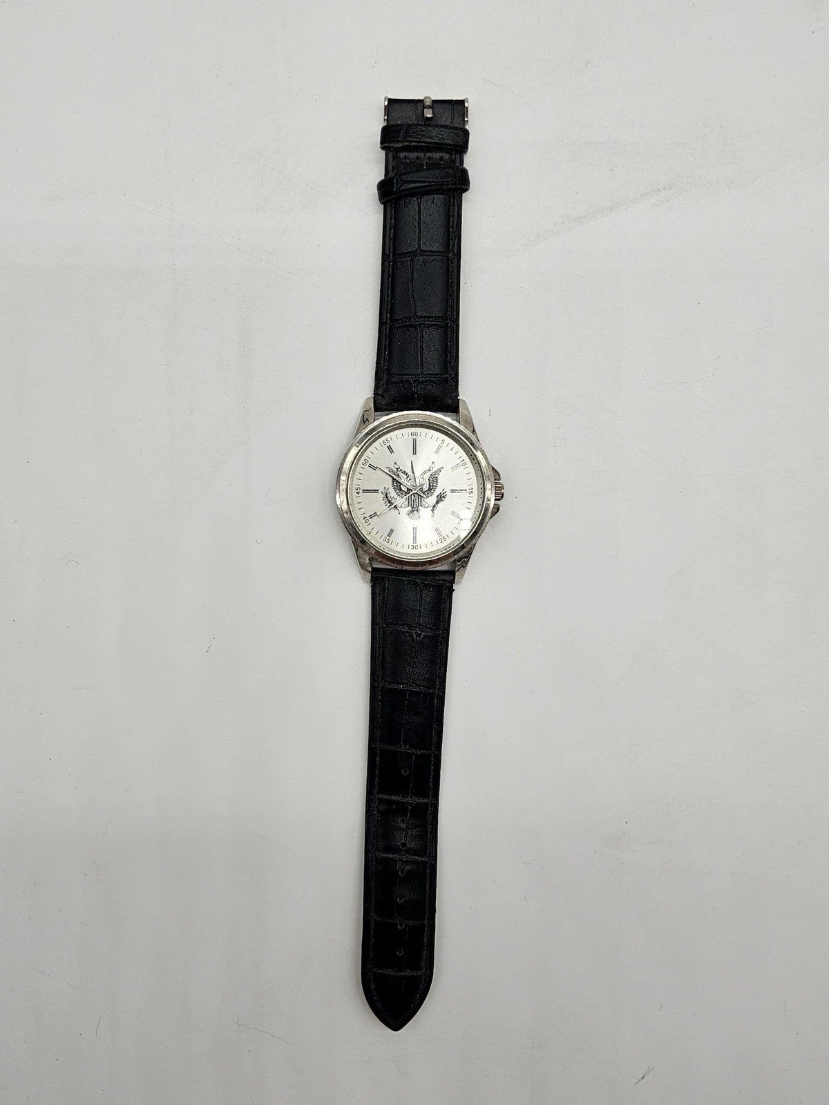 Men's Wrist Watch with Eagle Emblem Silver Tone Dial E Pluribus Unum American