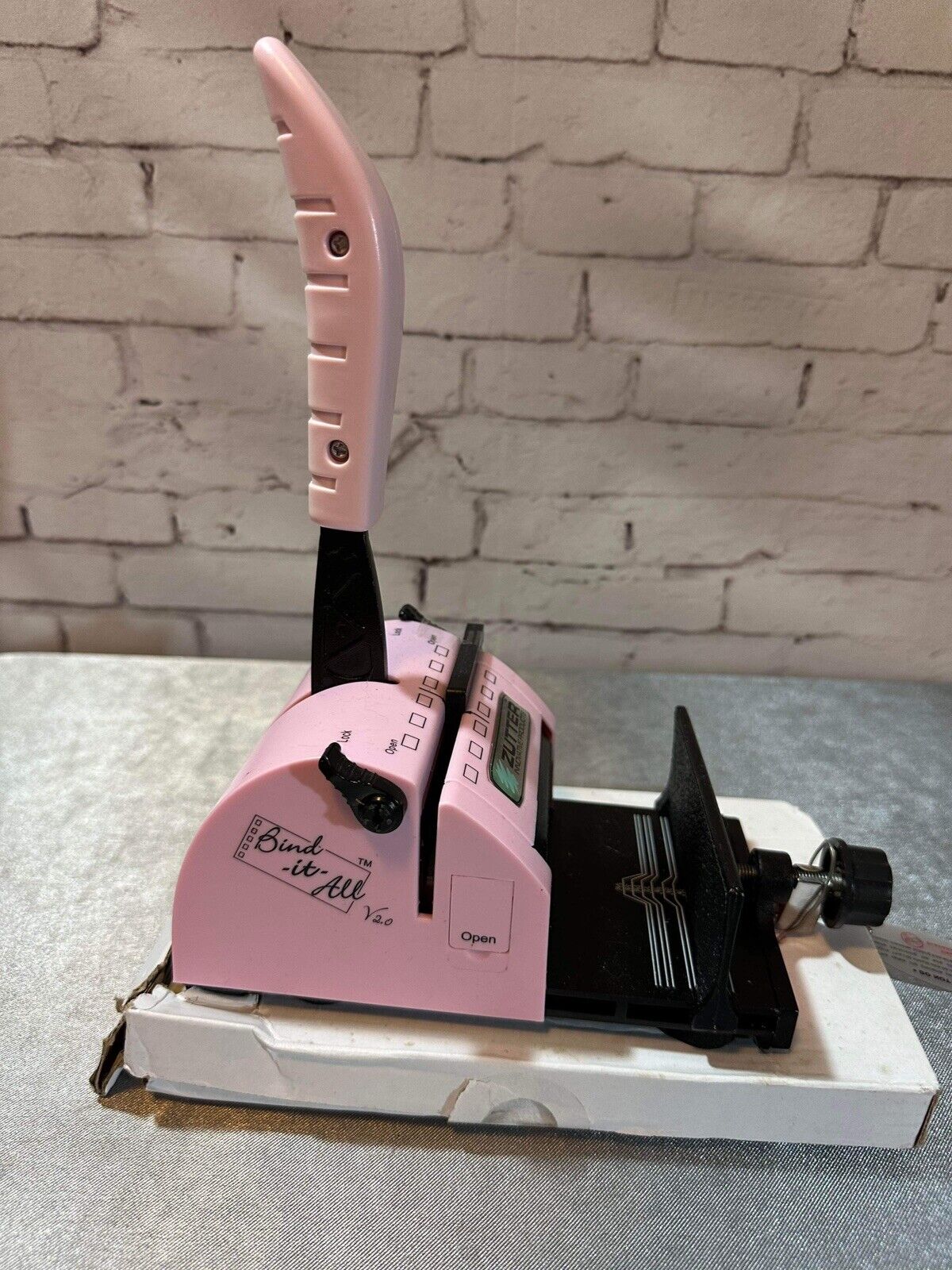 Zutter Bind It All Binding System 2.0 Pink Coil Wire Crafts Scrapbooking Writing