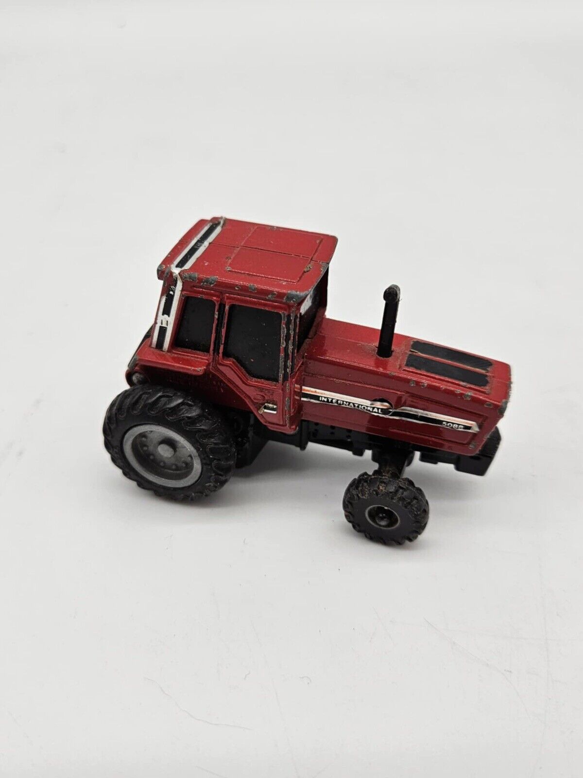 ERTL Case International Harvest Tractors Lot 1:64 Diecast