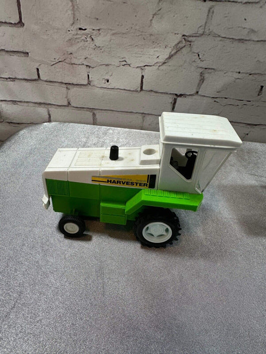 Vintage New Ray 1999 EM 399 Harvester Toy Farm Vehicle 6" VTG 004
