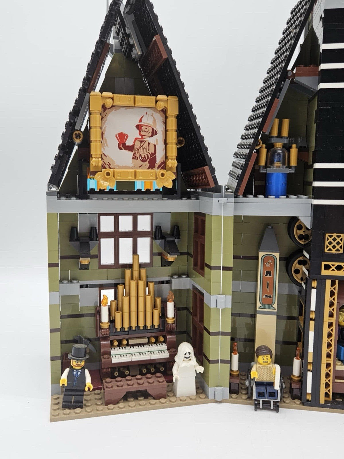 Lego 10273 - Haunted House - RETIRED- 2020 - Build Complete w/ Box & Instruction