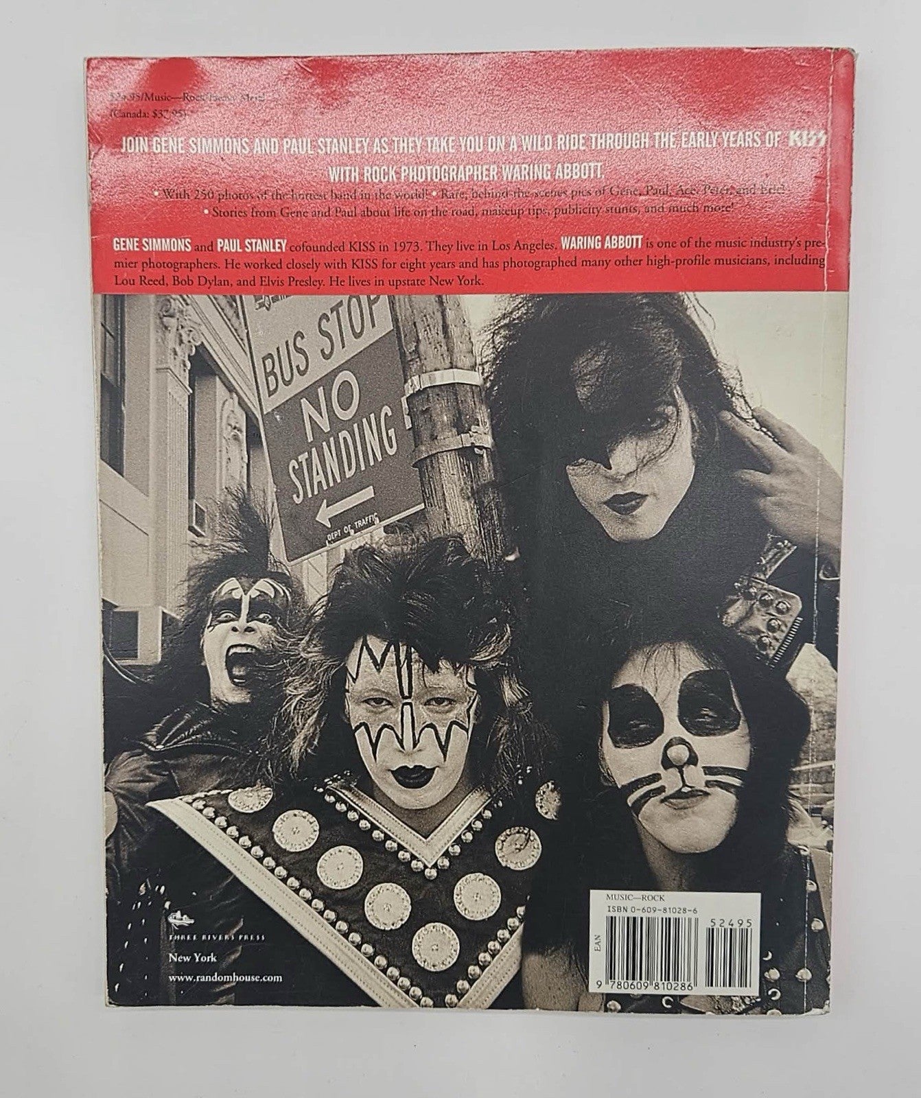Kiss : The Early Years: P.Stanley, G.Simmons and W. Abbott (2002) 1st Edition