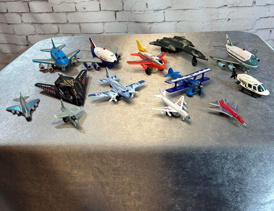 Lot Of 13 Vintage Toy Planes