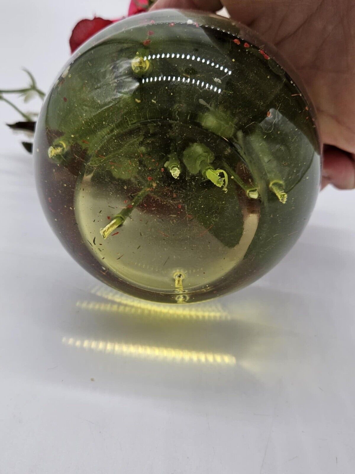 Flower Display Faux Pink Roses in Glass Rose Bowl Ornament Resin Water