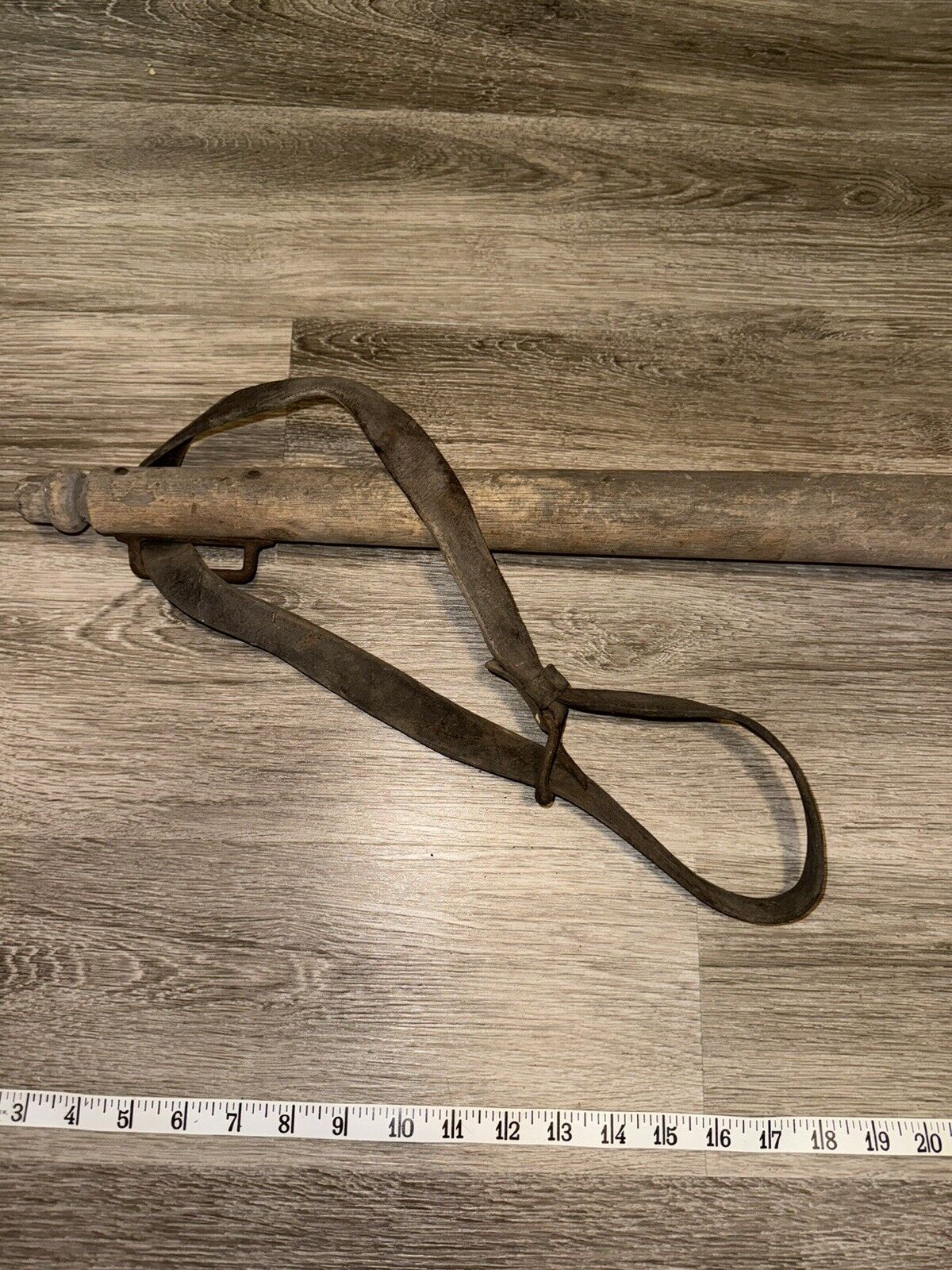 VINTAGE ANTIQUE PRIMITIVE HORSE OX HARNESS HITCH SINGLE TREE YOKE WOOD IRON 48"