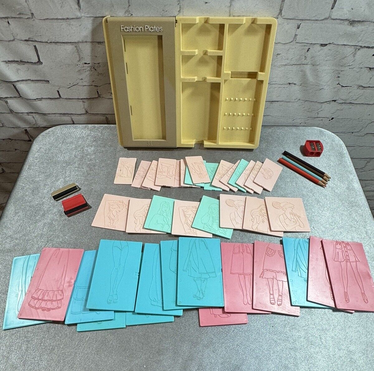 Vintage 1978 Tomy Fashion Plates Double Set of 38 Plates w Holder- Design- Model