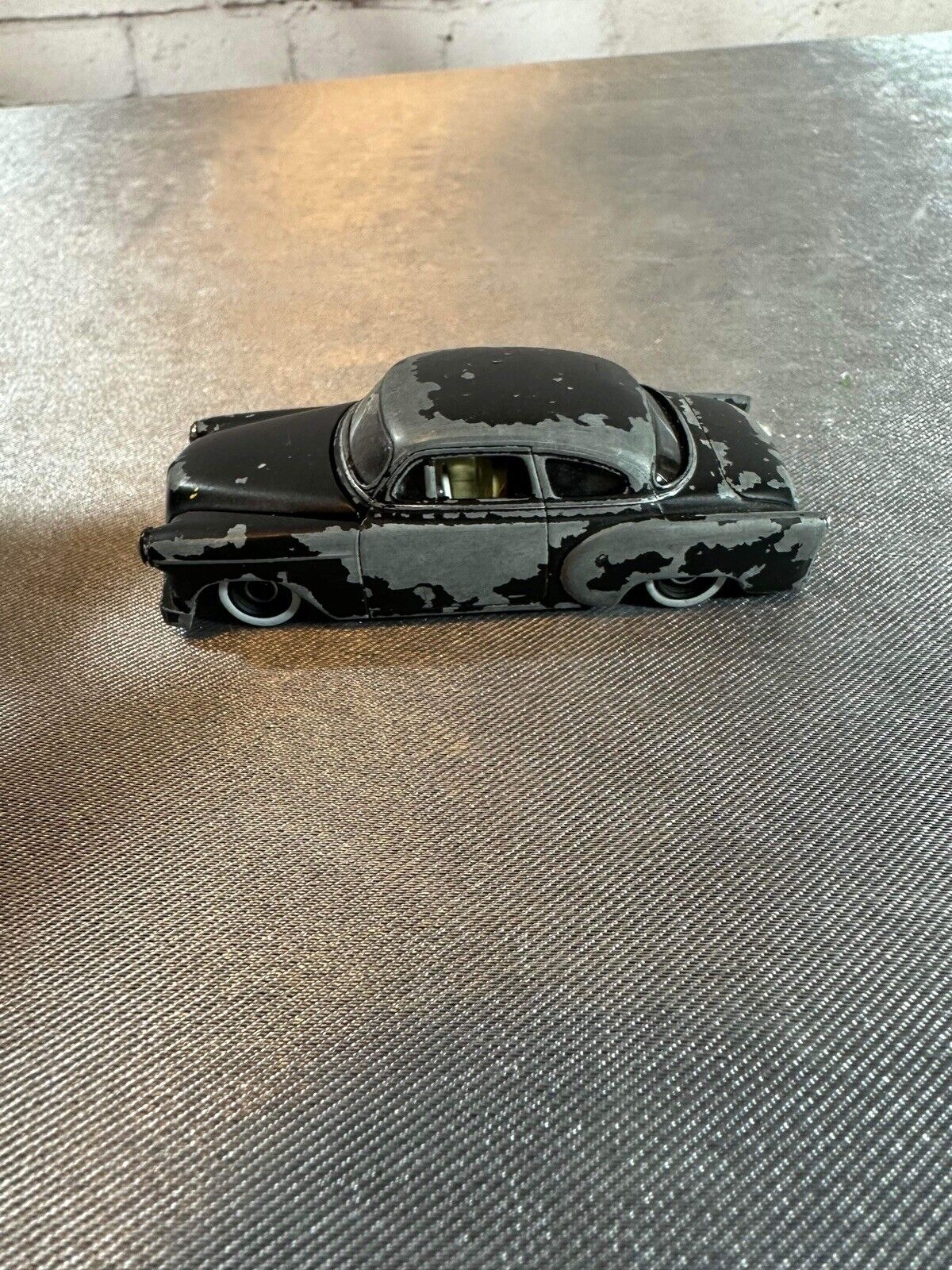 West Coast Choppers Jesse James 54’ Chevy Bel Air 1:24