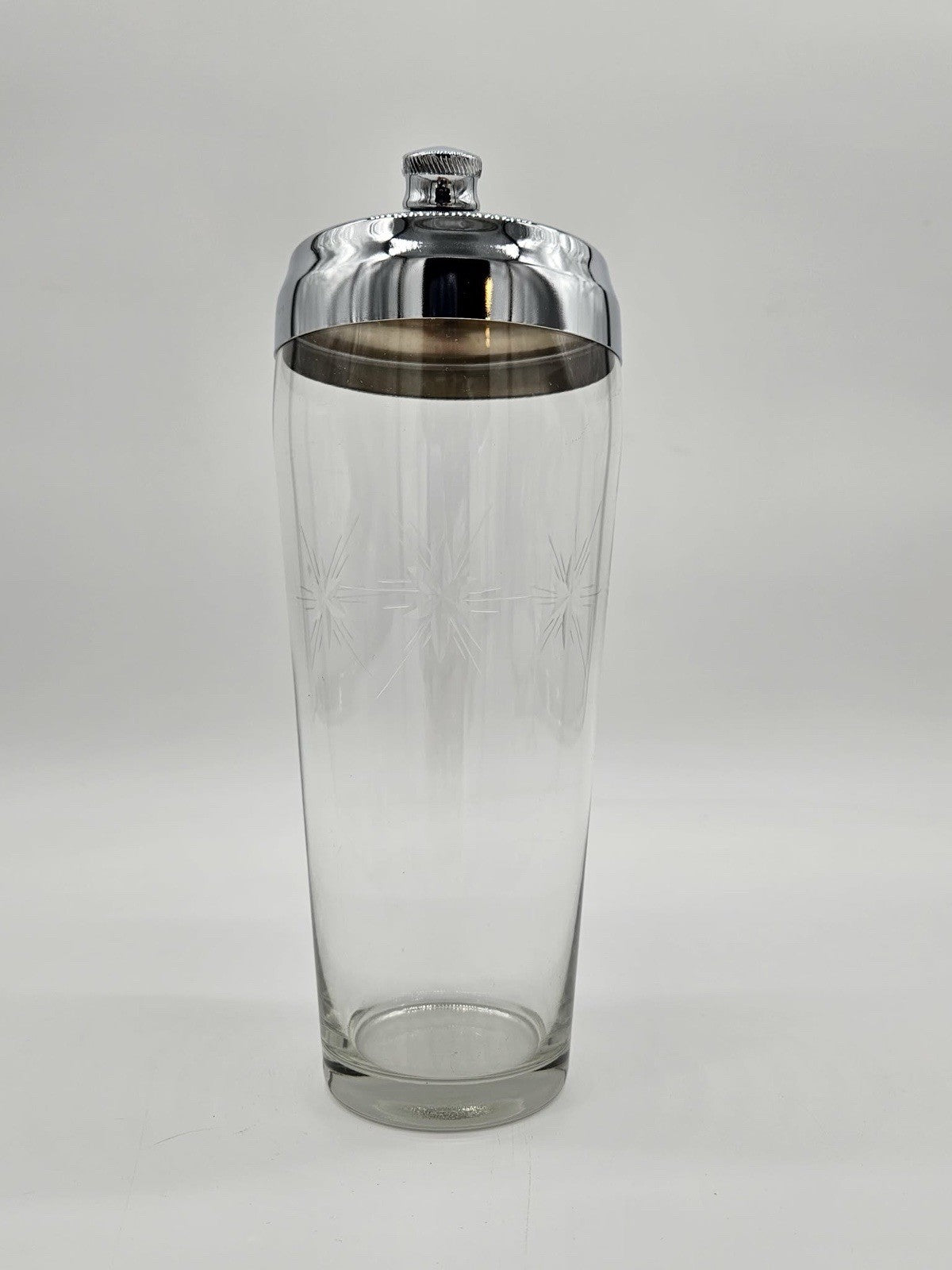 Vintage Etched Glass/Chrome Cocktail Shaker Mid-Century Starburst Barware 8.5"