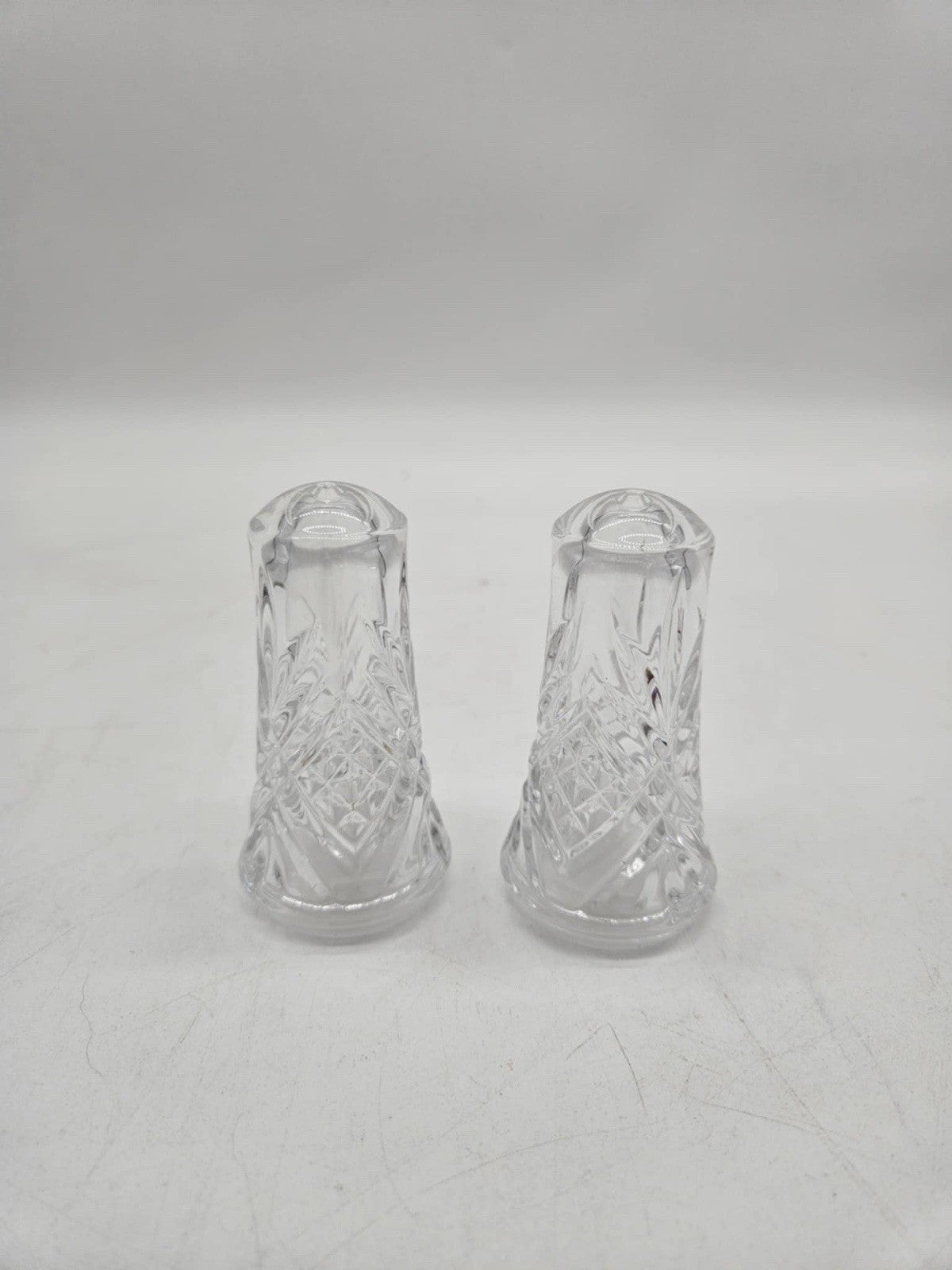 Salt & Pepper Shakers 24 Lead Crystal 3 1/4 x 1 3/4 by: Galleria Made in France