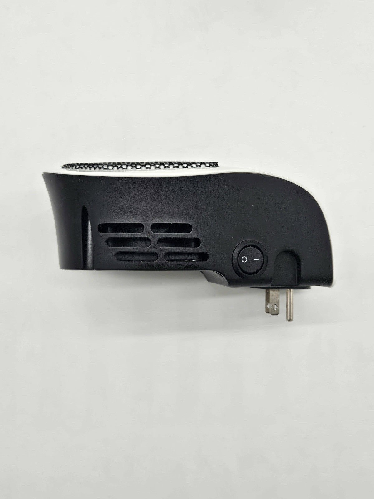 Soleil Electric 350W Personal Ceramic Heater:Powerful,safe coolTouch Outer,WHITE