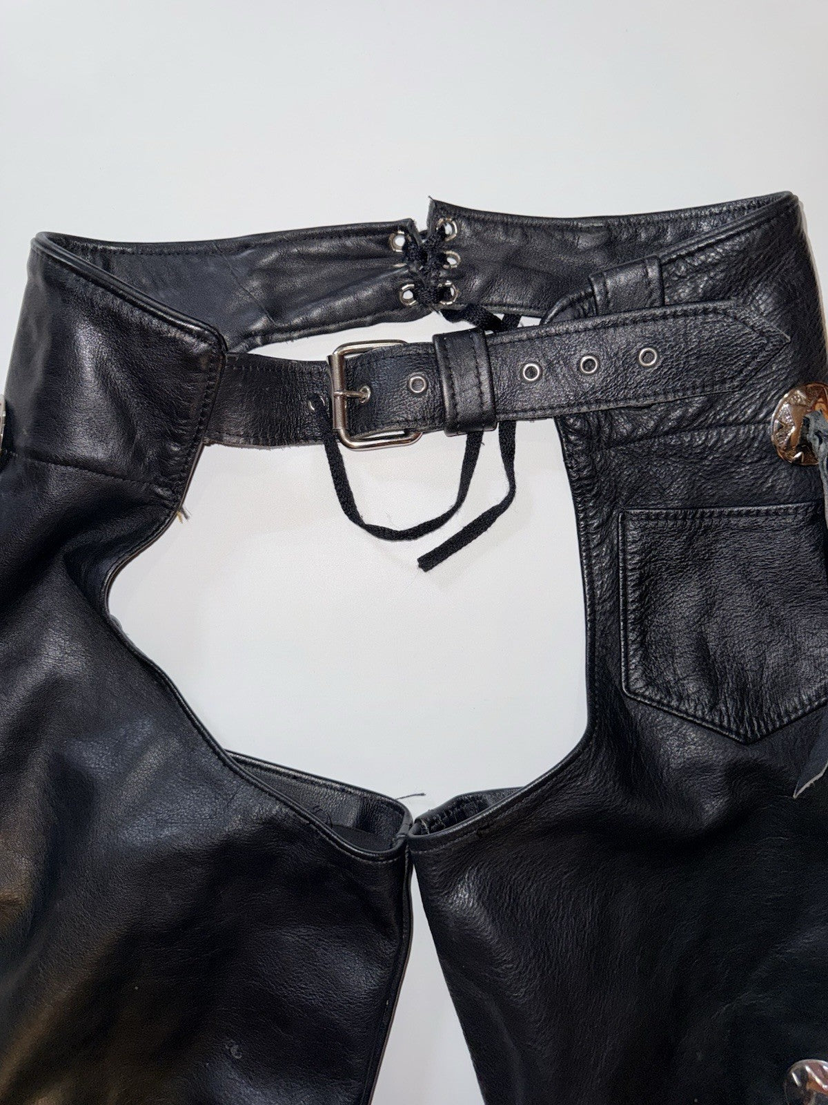 Vintage Black Leather Motorcycle Chaps w Buckle Belt Fringe Detail ~ Sz S