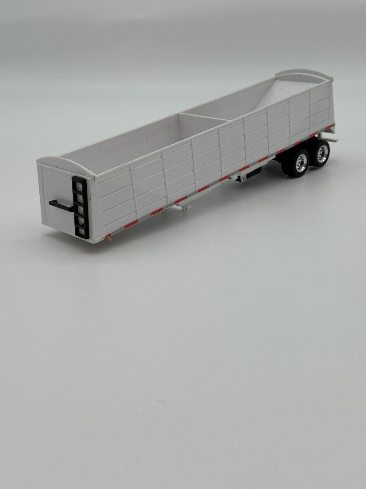 New Ray - Long Hauler Collection - Grain Hauler 1:32 - #102705