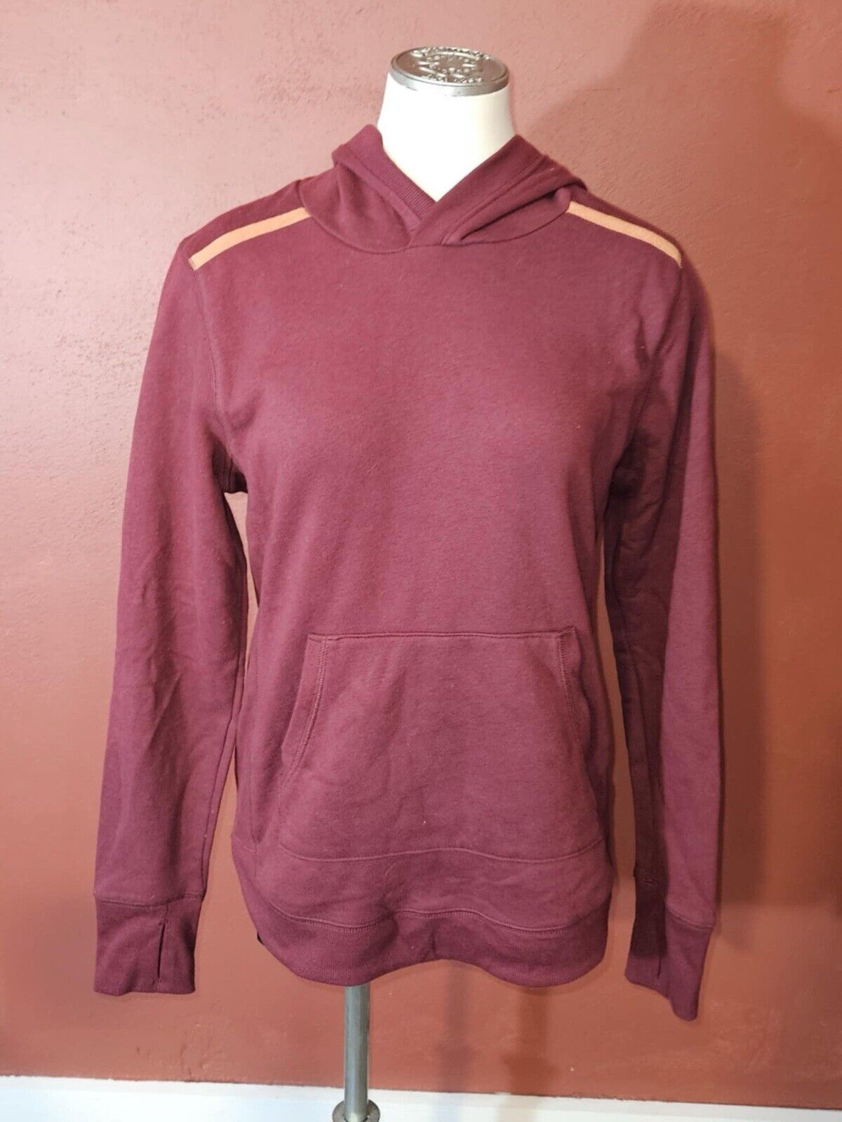 EUC Women's TEK GEAR Ultra Soft Fleece Hoodie Womans M - Deep Wine Color