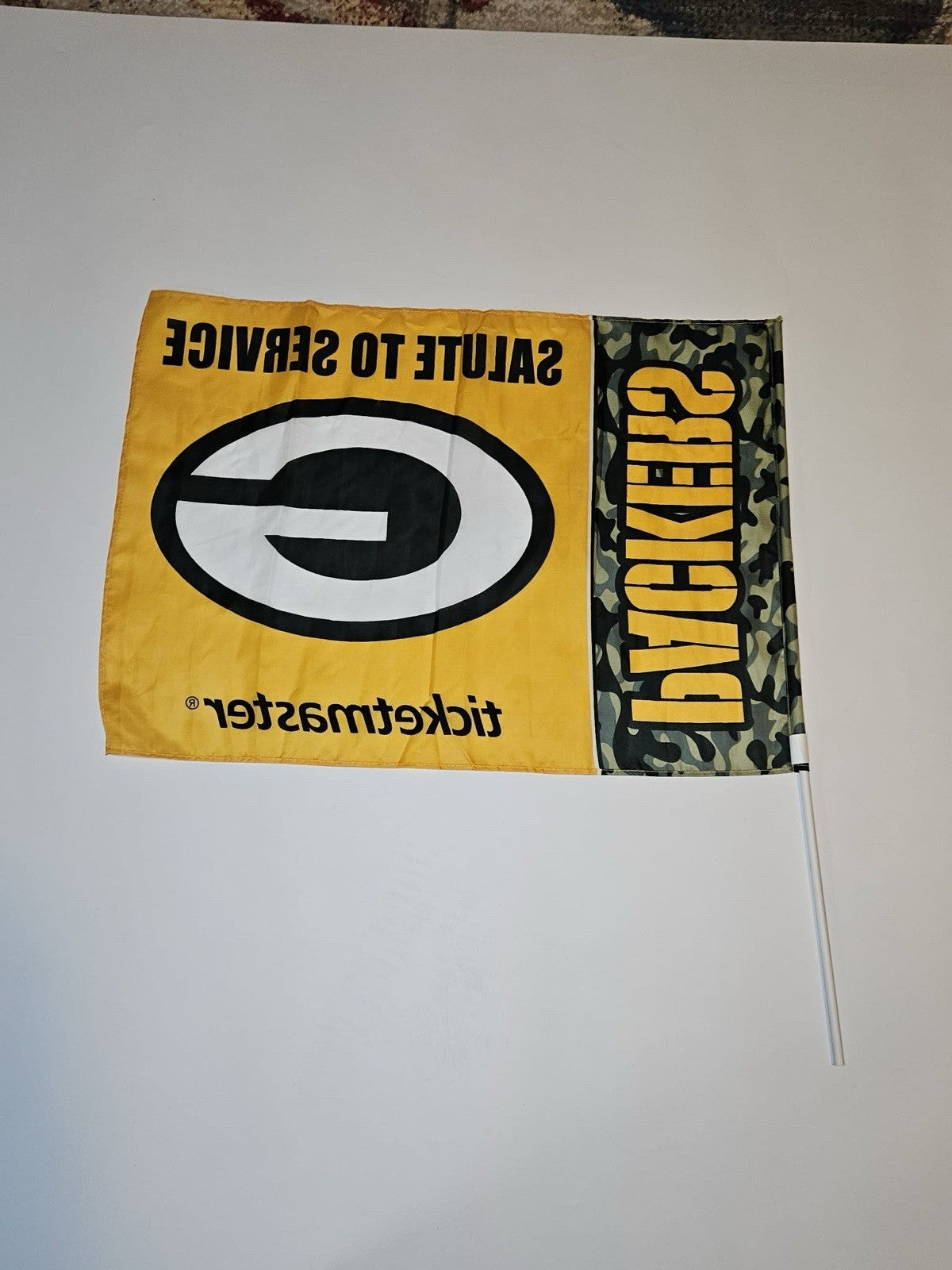 NFL Green Bay Packers Vintage SGA SALUE TO SERVICE ticketmaster Flag Pennant