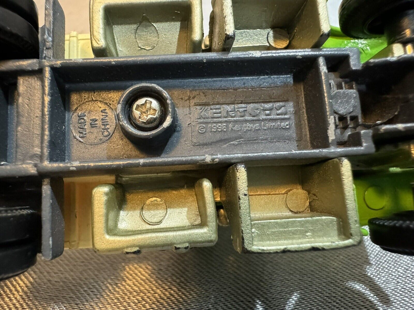 RARE VINTAGE Kentoys 1:72 Scale Farm Truck 005