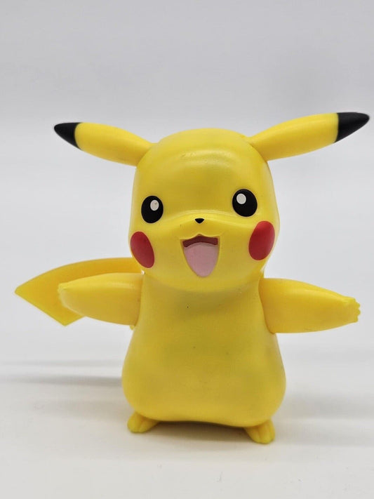 Hasbro 1998 Electronic Pokemon Pikachu W/ Voice and Light Up Cheeks Figure WORKS
