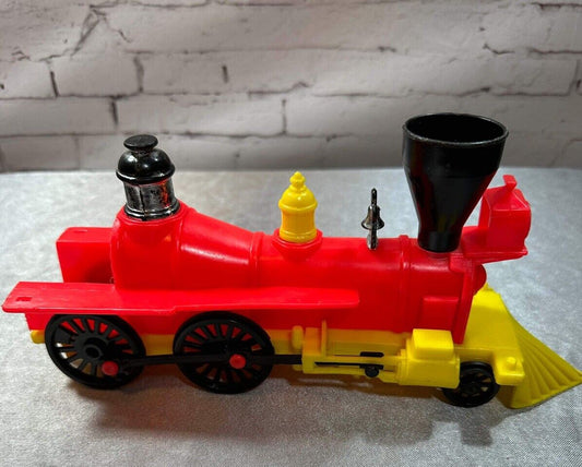 Vintage Tim-Mee Toys 7676/81 Red & Yellow Plastic Steam Engine Train Toy  VTY002