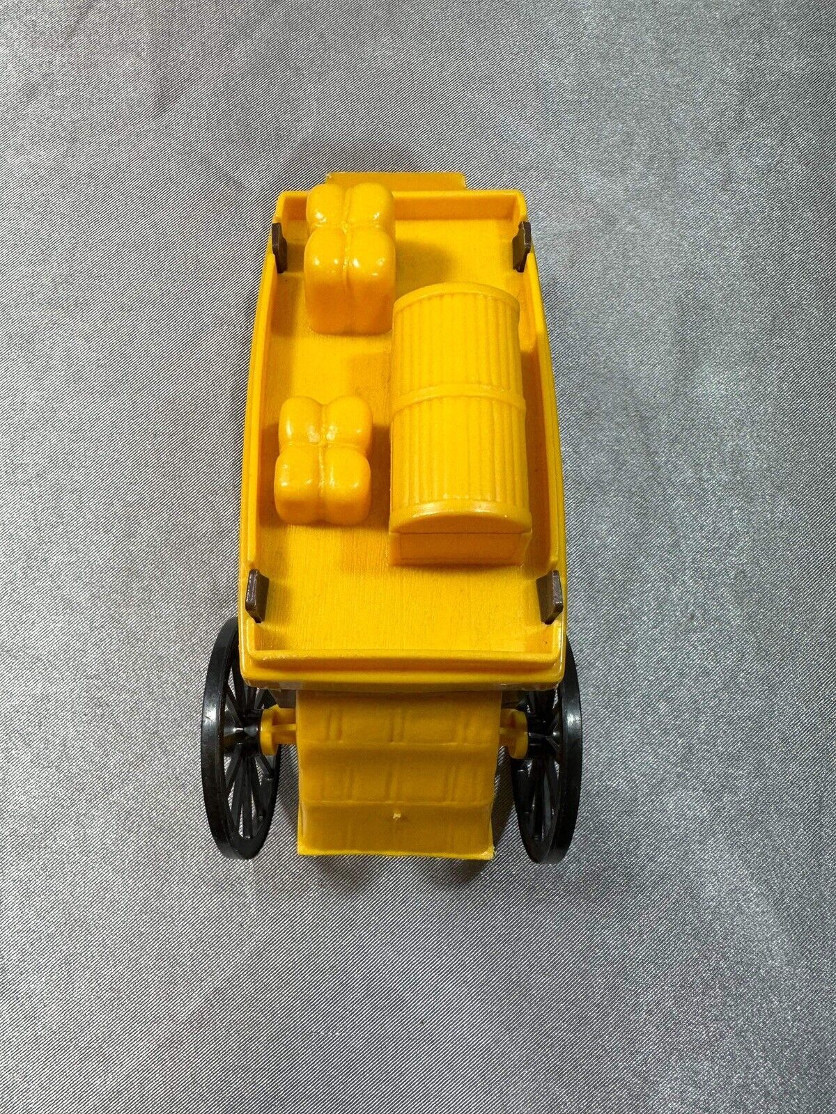 VINTAGE 1970S WELLSFARGO STAGECOACH FOR PARTS ONLY