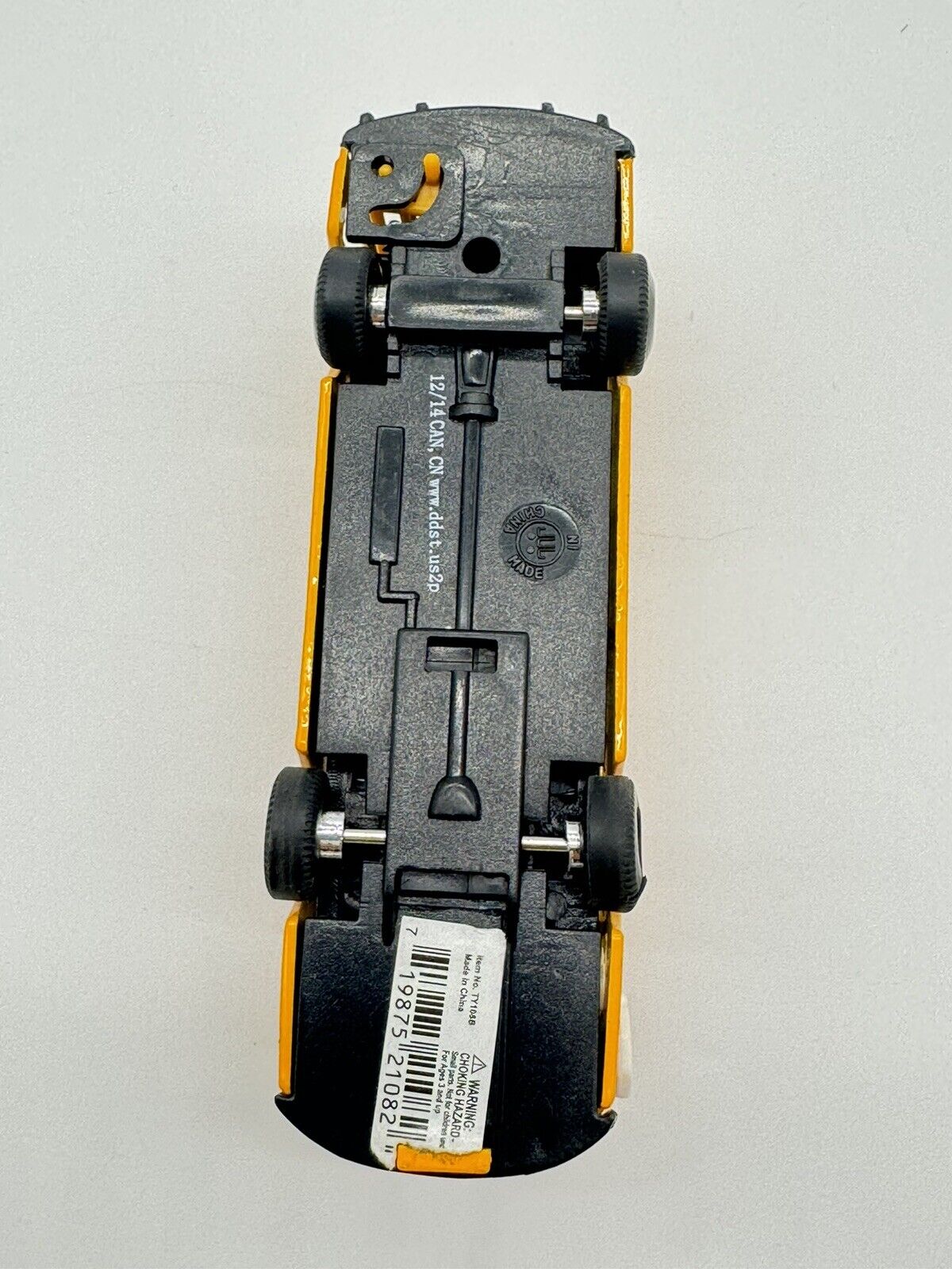 Classic Diecast School Bus with Pullback Action