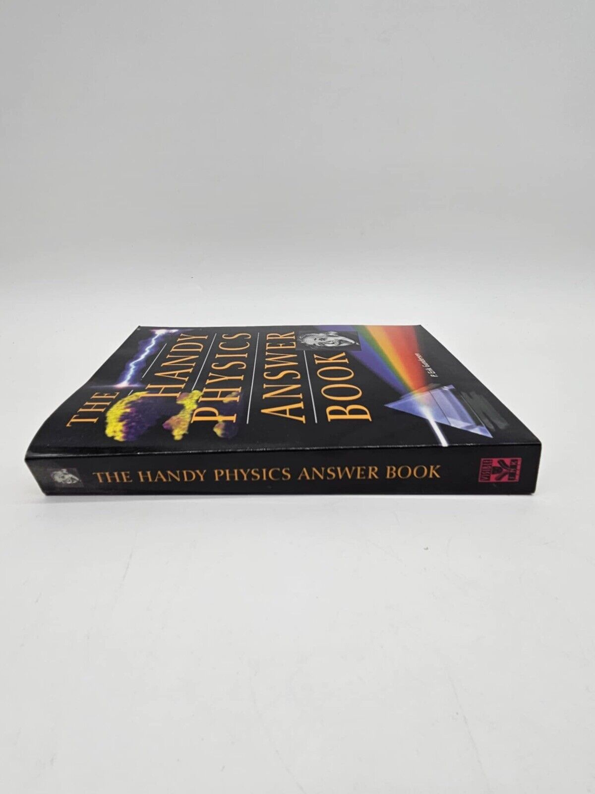 The Handy Physics Answer Book - Paperback By Gundersen, P. Erik - GOOD