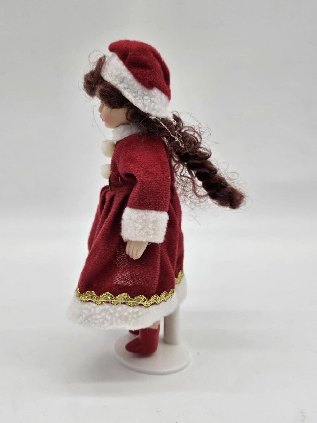 Belinda Agnes Christmas Collection Porcelain Doll BRUNETTE AUBURN HAIR STAND 7"