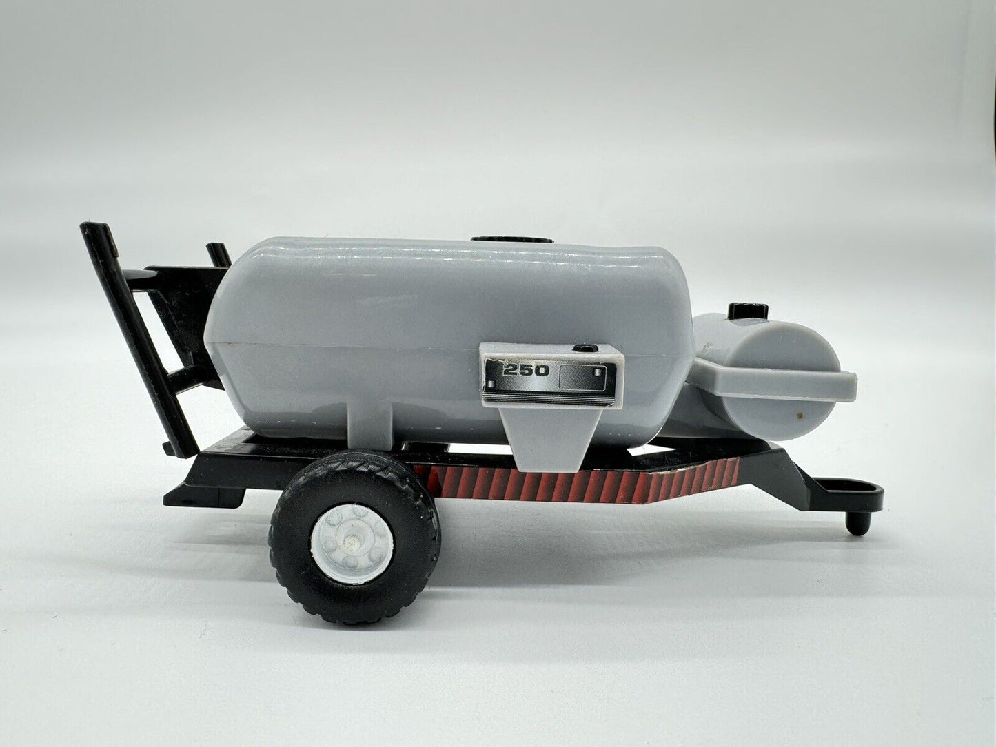 Vintage Fertilizer / Water  Trailer Model Toy ~ FARM 250