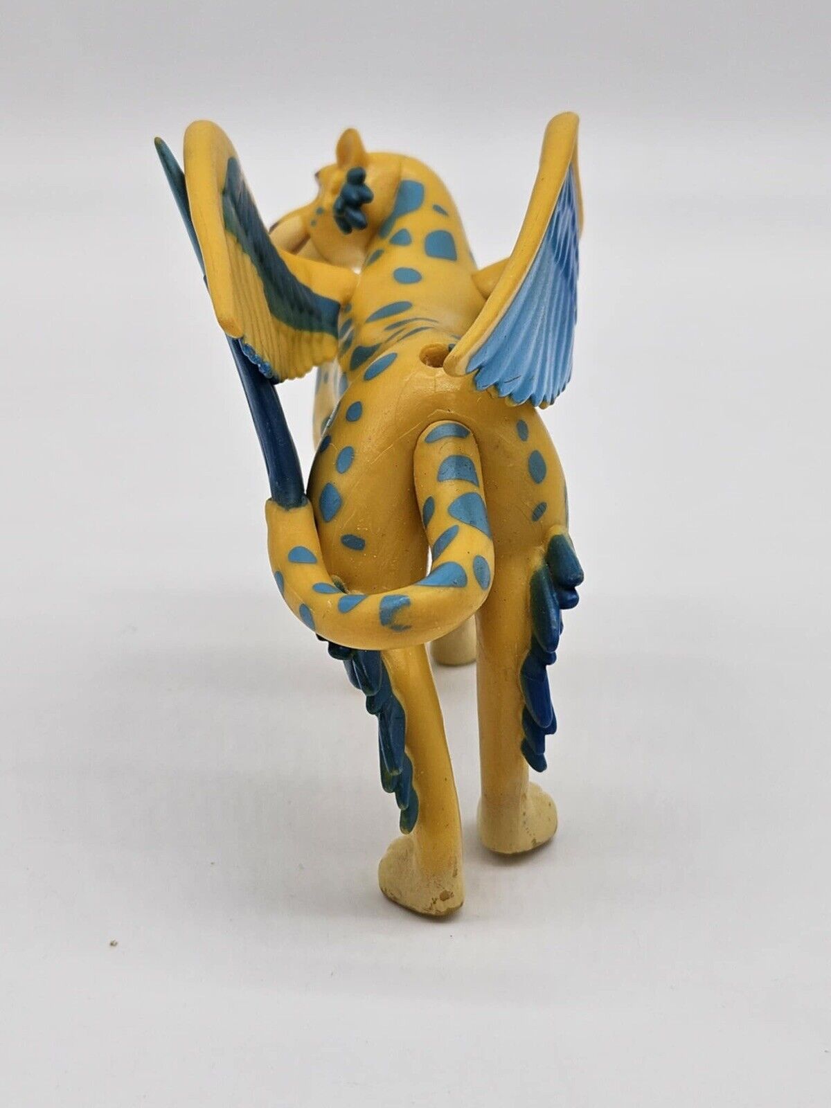 Disney Elena of Avalor Jaquin Friend Skylar 4” Figure Winged Cheetah Toy Yellow