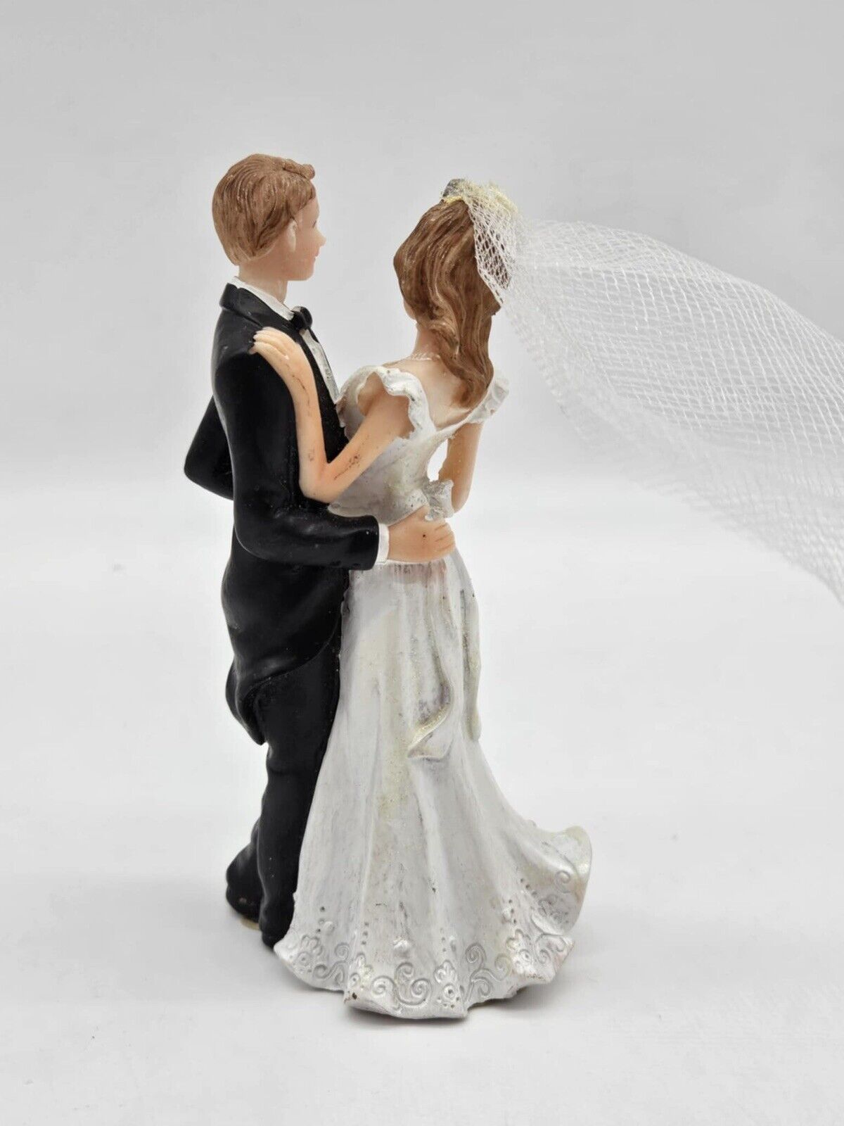 Vintage Romantic Groom Bride Resin Figurine Cake Topper Wedding