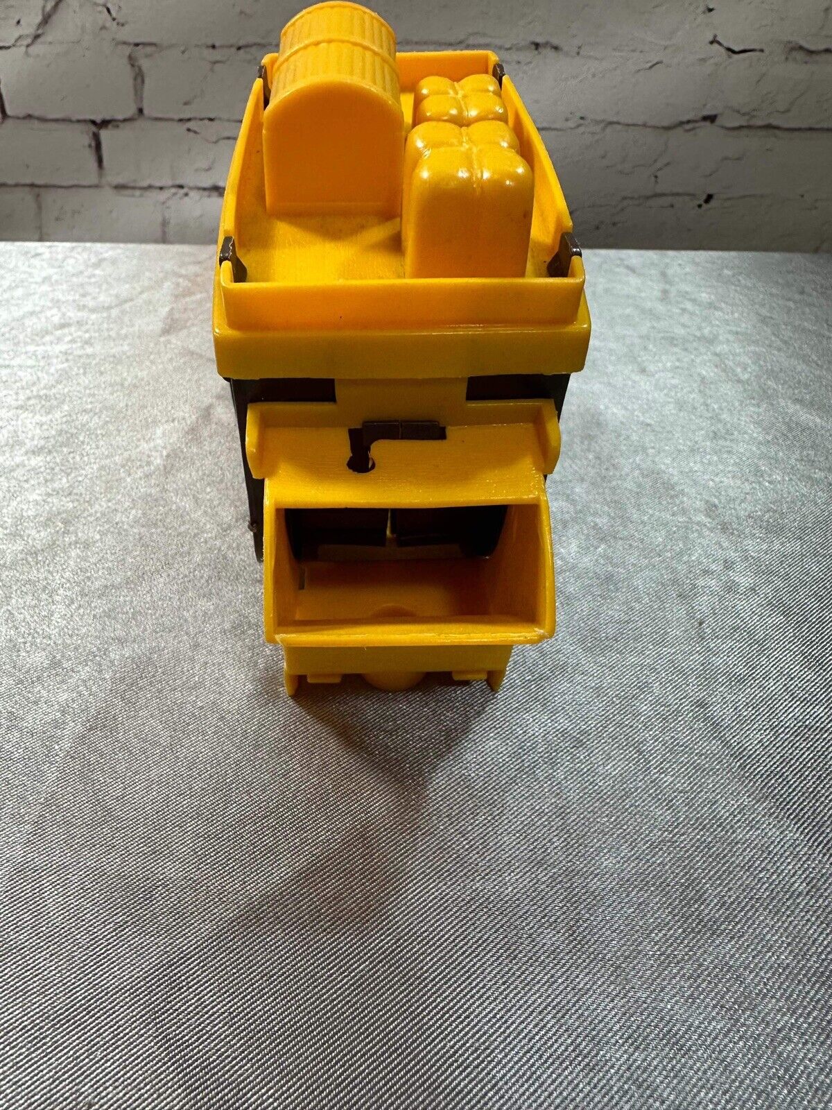 VINTAGE 1970S WELLSFARGO STAGECOACH FOR PARTS ONLY