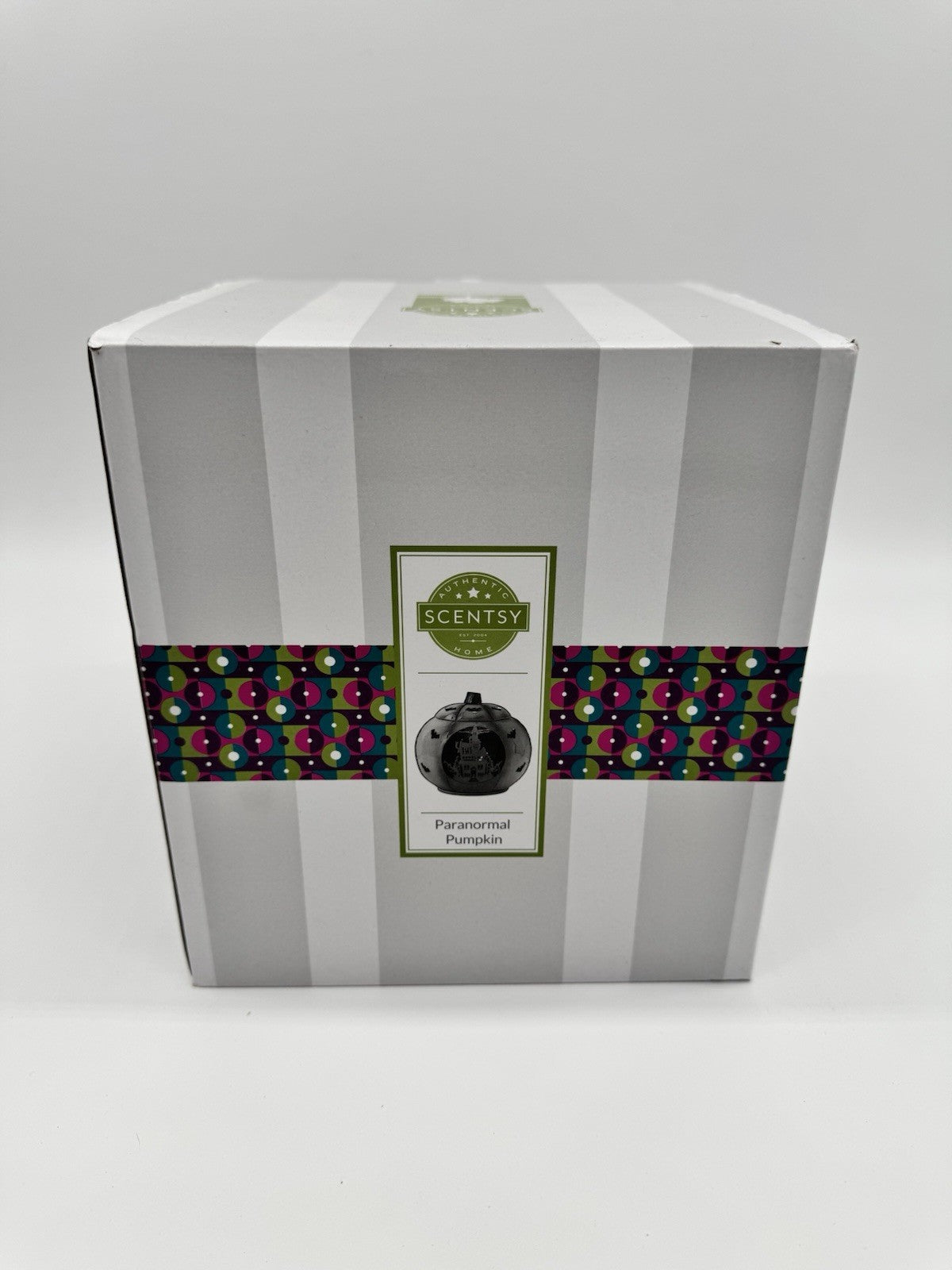 Scentsy Paranormal Pumpkin Halloween Warmer limited Edition