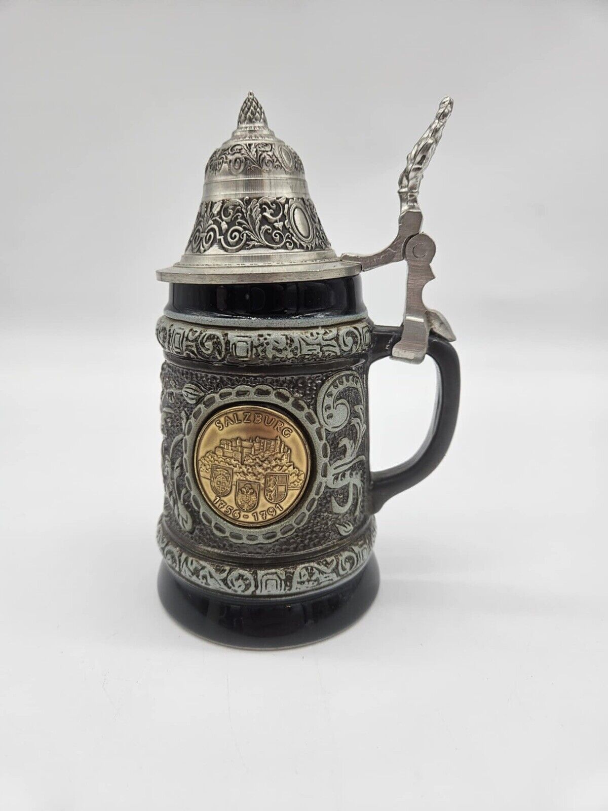 Vintage LE German Beer Stein with Golden Eagle Relief  Made in Germany (JB01)