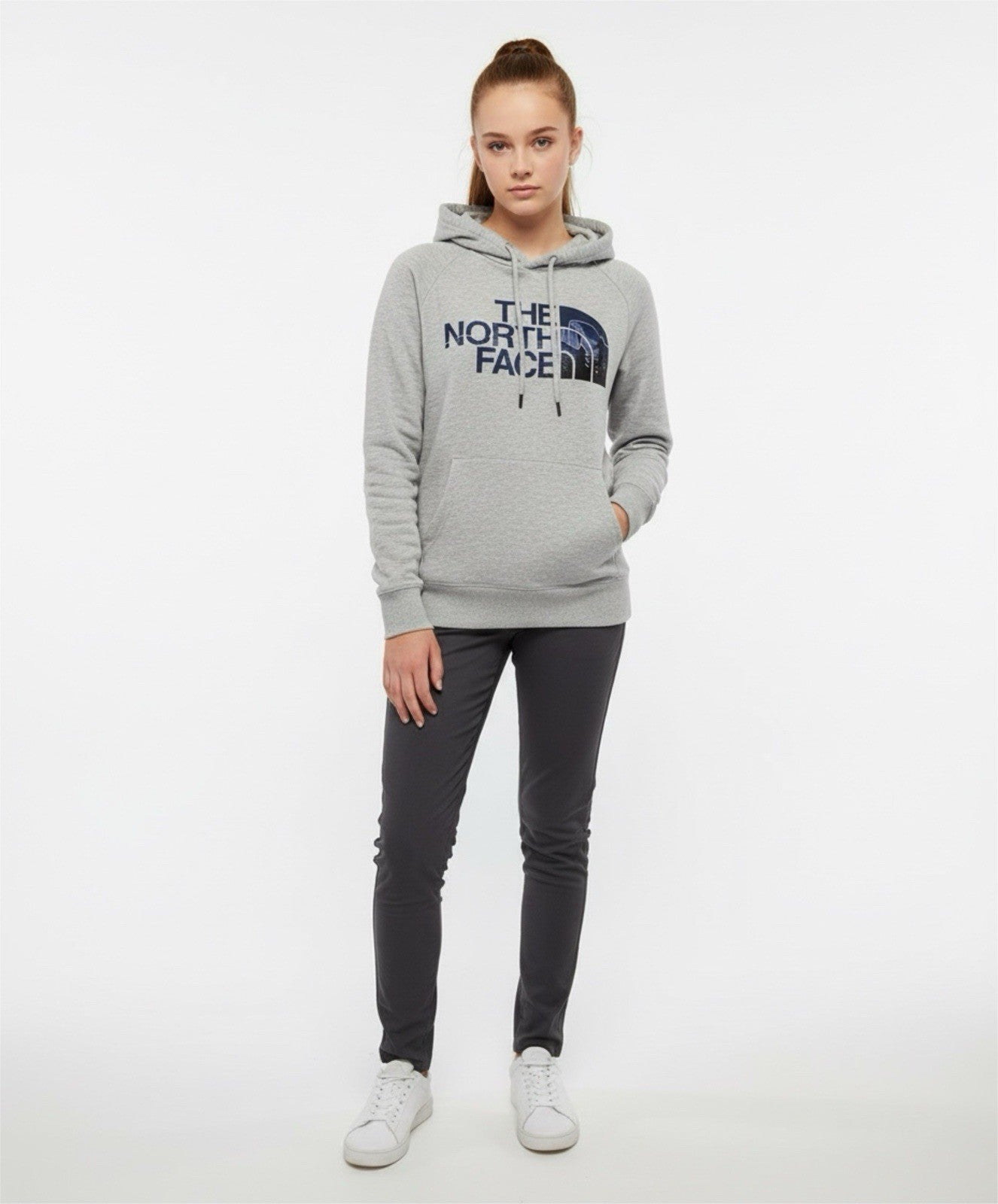 The North Face Women’s Gray Pullover Hoodie Logo Fleece Sweatshirt Size M
