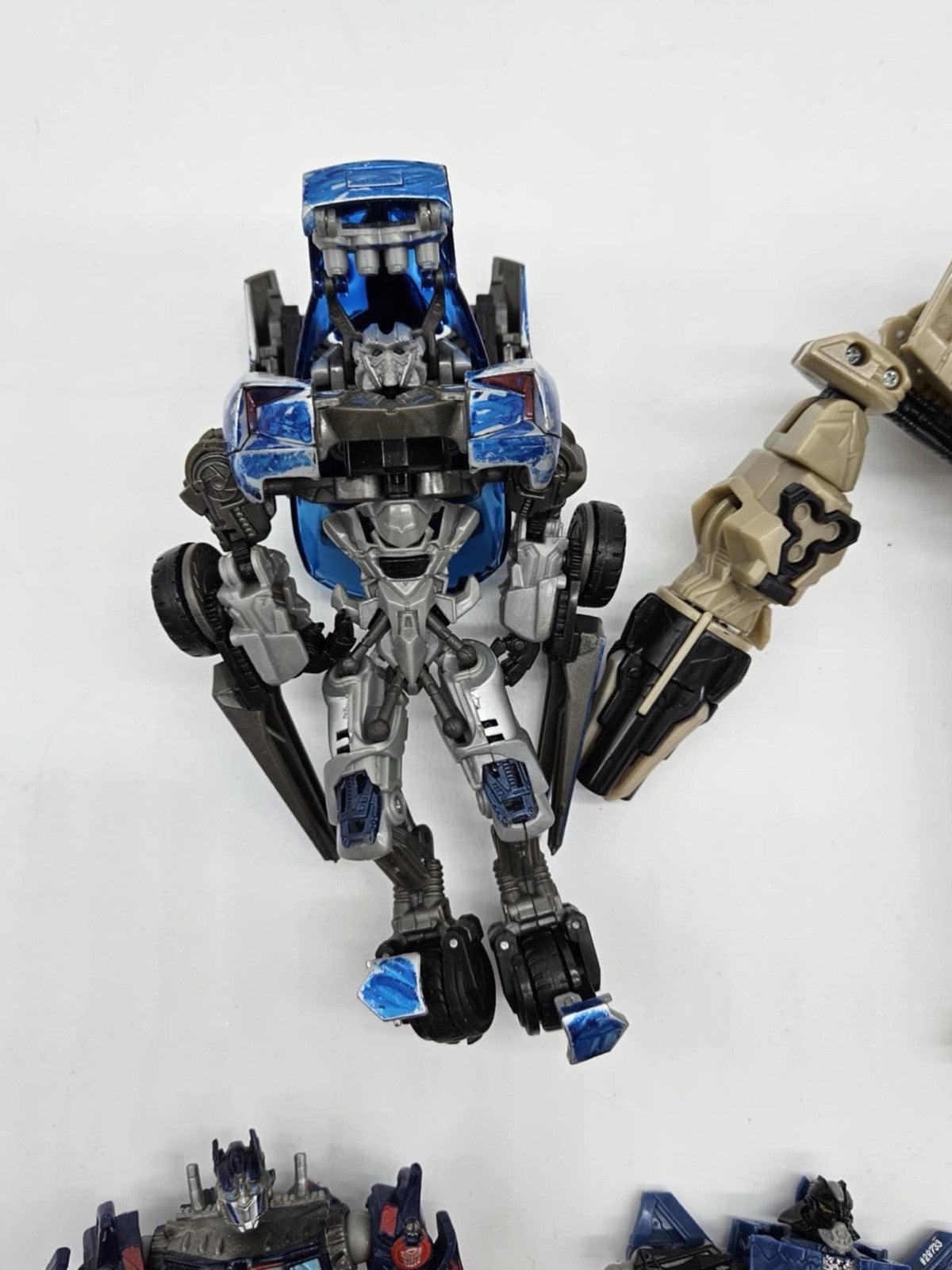 Lot of 5  Transformers Dark of the Moon Action Figures