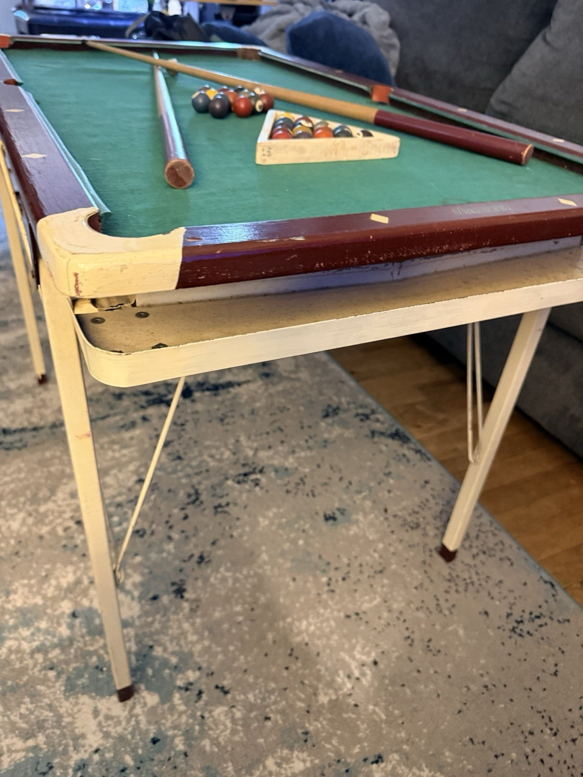 Vintage Burrowes 401 Miniature Pool table w/ 2 sticks, xtra balls & rack, RARE!!