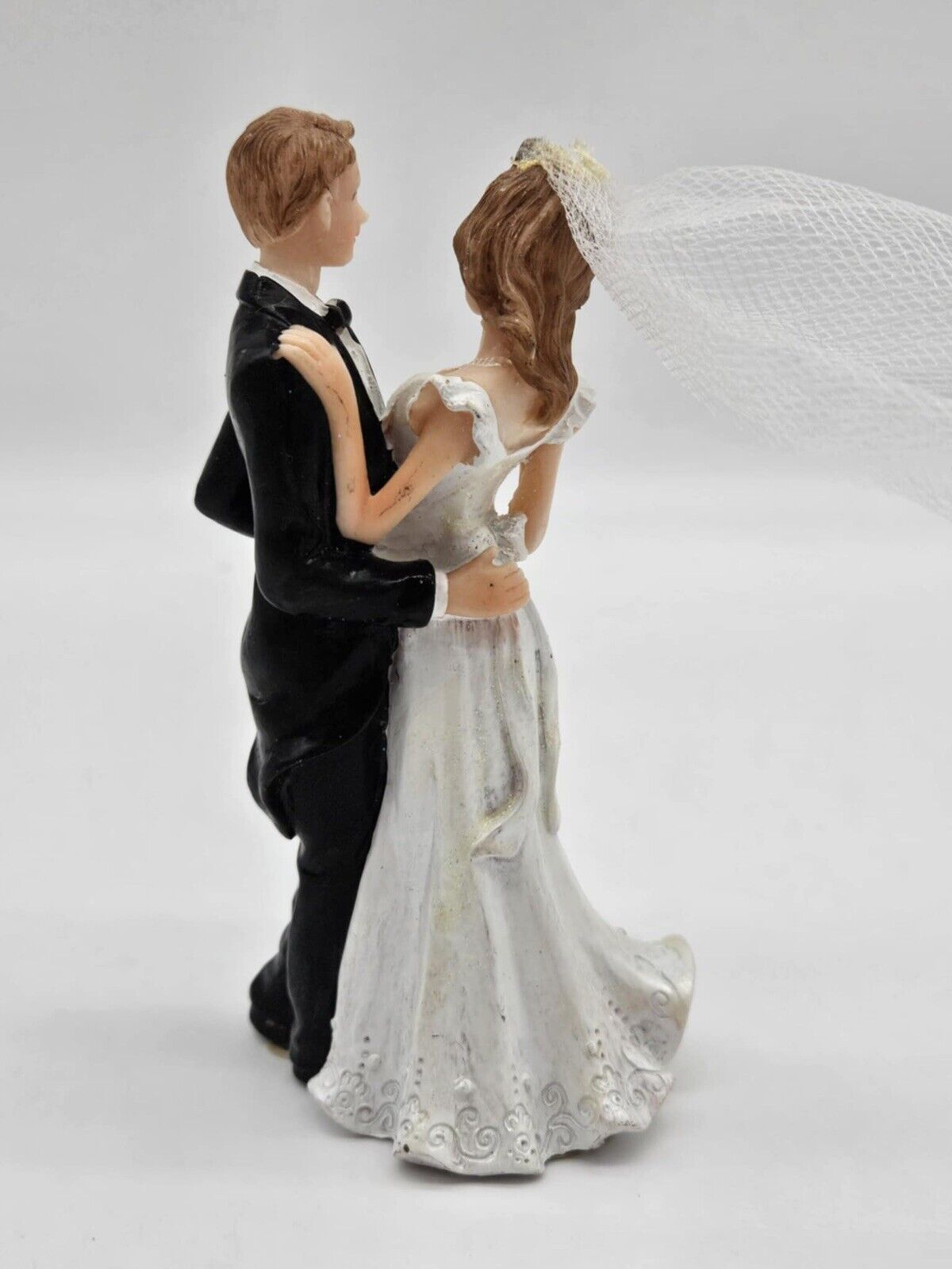 Vintage Romantic Groom Bride Resin Figurine Cake Topper Wedding