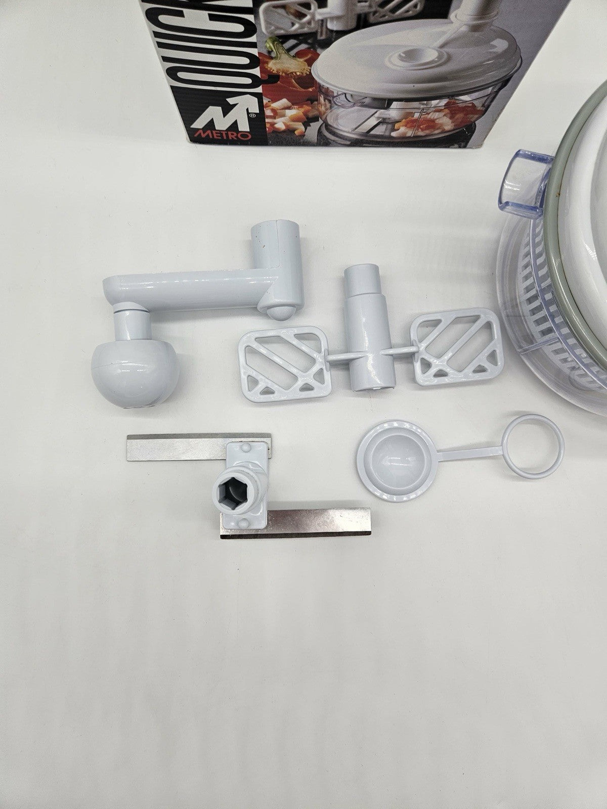 Gourmet Chopper - Ultimate Salsa Maker Chopper Slicer Mixer - 6" Diameter