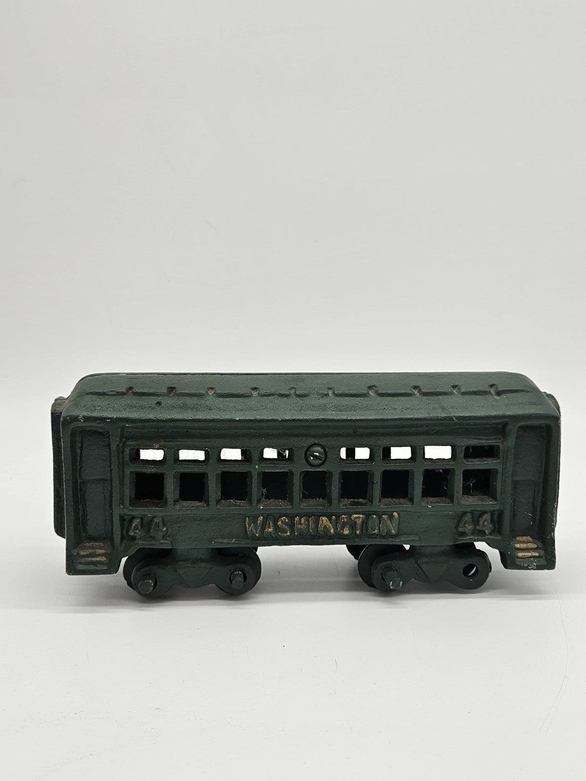 Vintage Cast Iron Washington 44 Passenger Train Car Model Railroad O Gauge