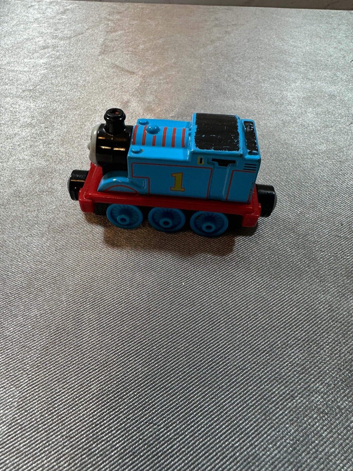 Thomas & Friends Thomas 2002 Take N Play Along Train Tank Engine Diecast Metal