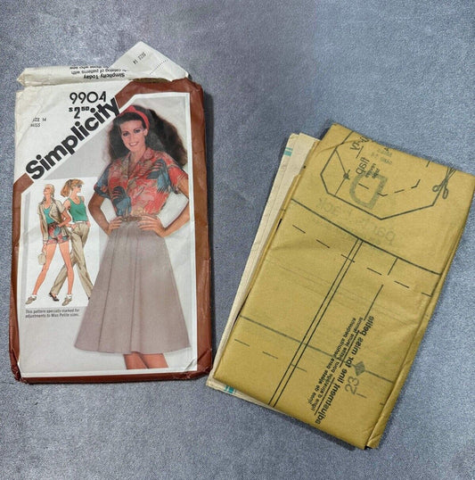 Simplicity 9904 Wardrobe Summer sewing pattern New - Slight Envelope Damage