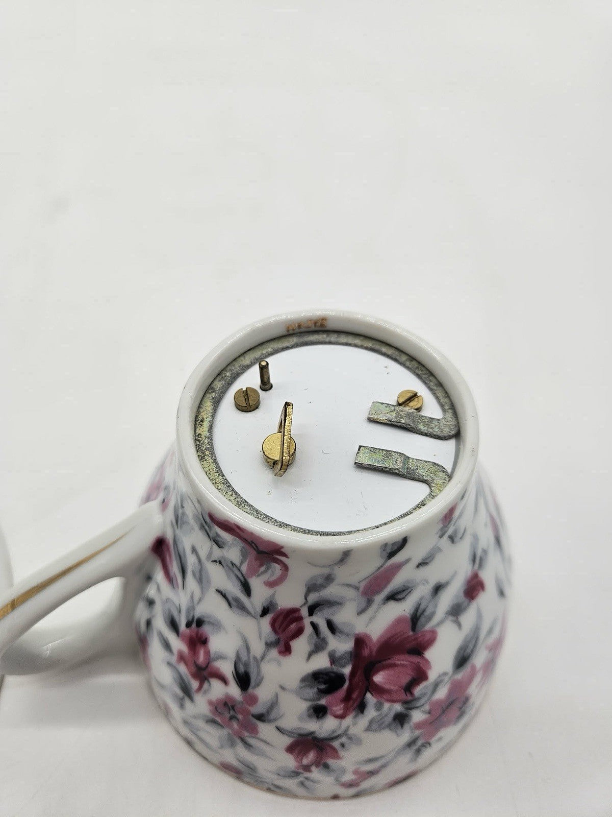 Tea Cup Music Box Bone China Japan Flowers Pattern Gold Trim Collectible Vintage
