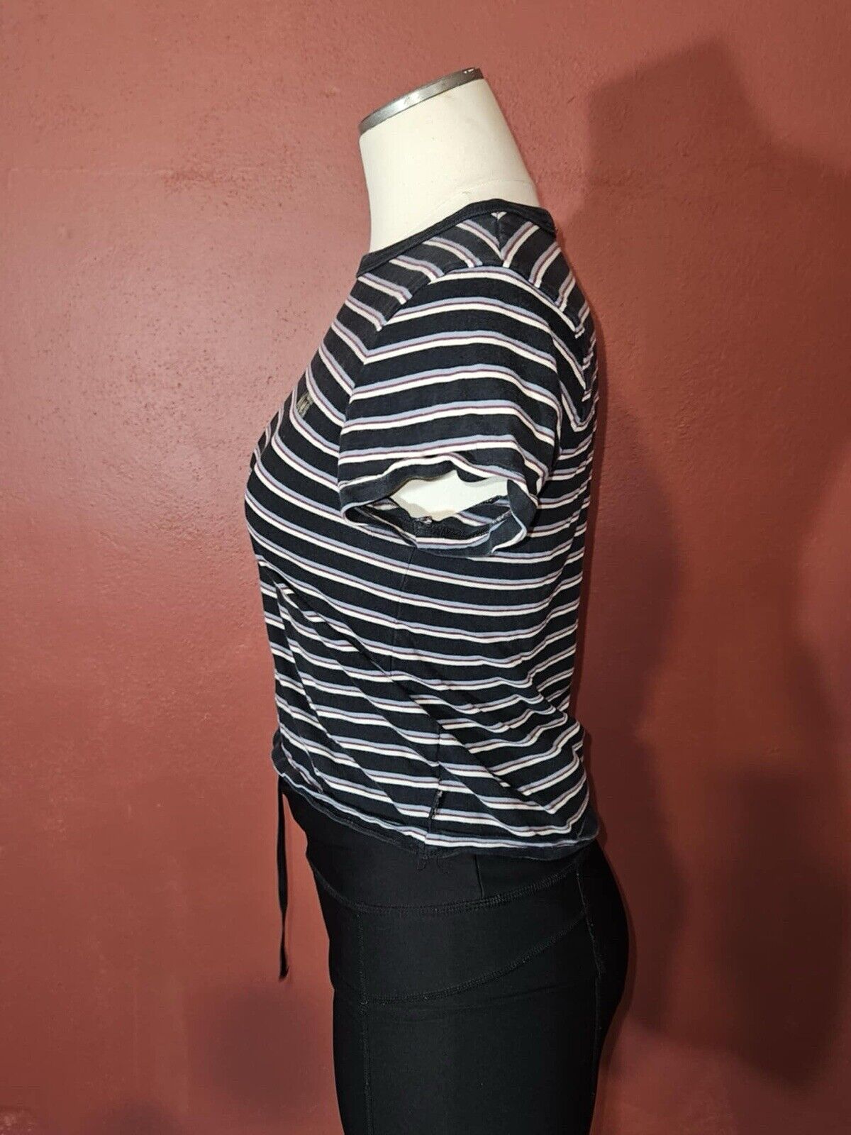 VANS Striped Retro Style Crop T Shirt Juniors Girls SM Black White Short Sleeve