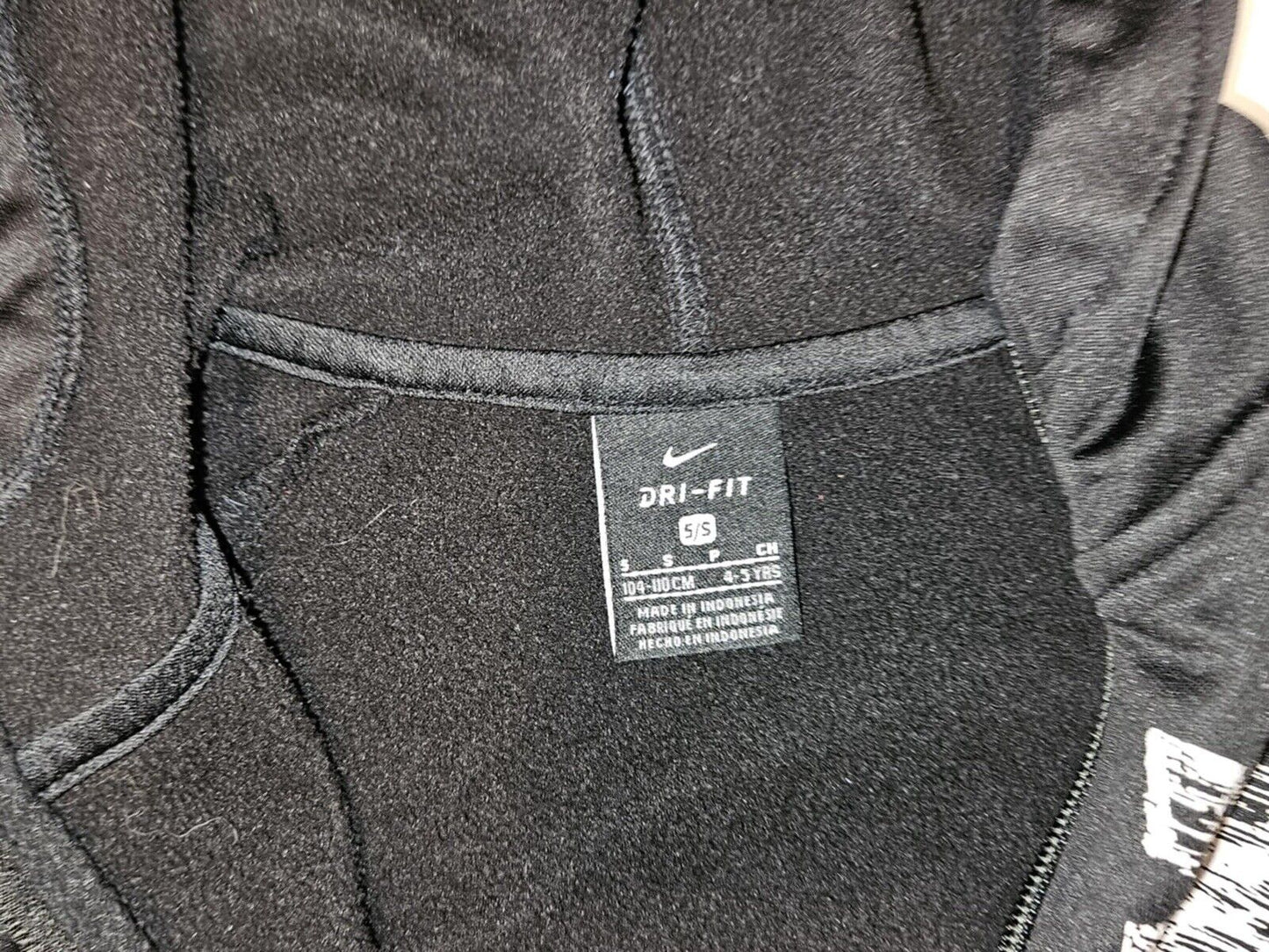 NIKE DRI-FIT Big Kids' (Boys Size S) Black Graphic Full-Zip Training Hoodie