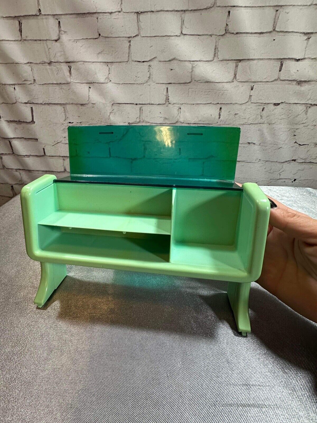 Vintage Huge Lot Barbie 1970s Kitchen, Bedroom, Living room, Salon, & Extras