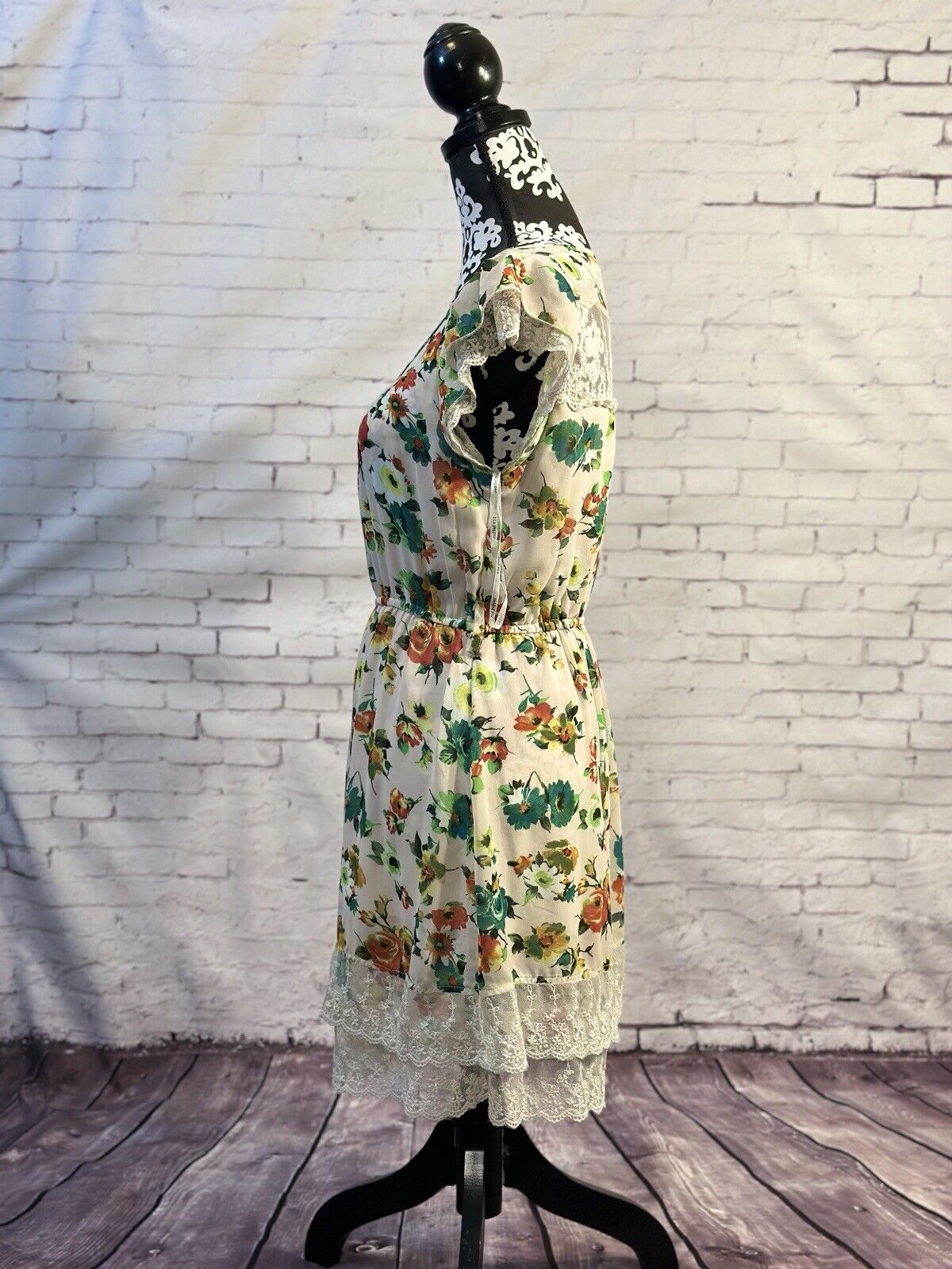 Floral Sleevless Dress Blu Pepper Sz Small