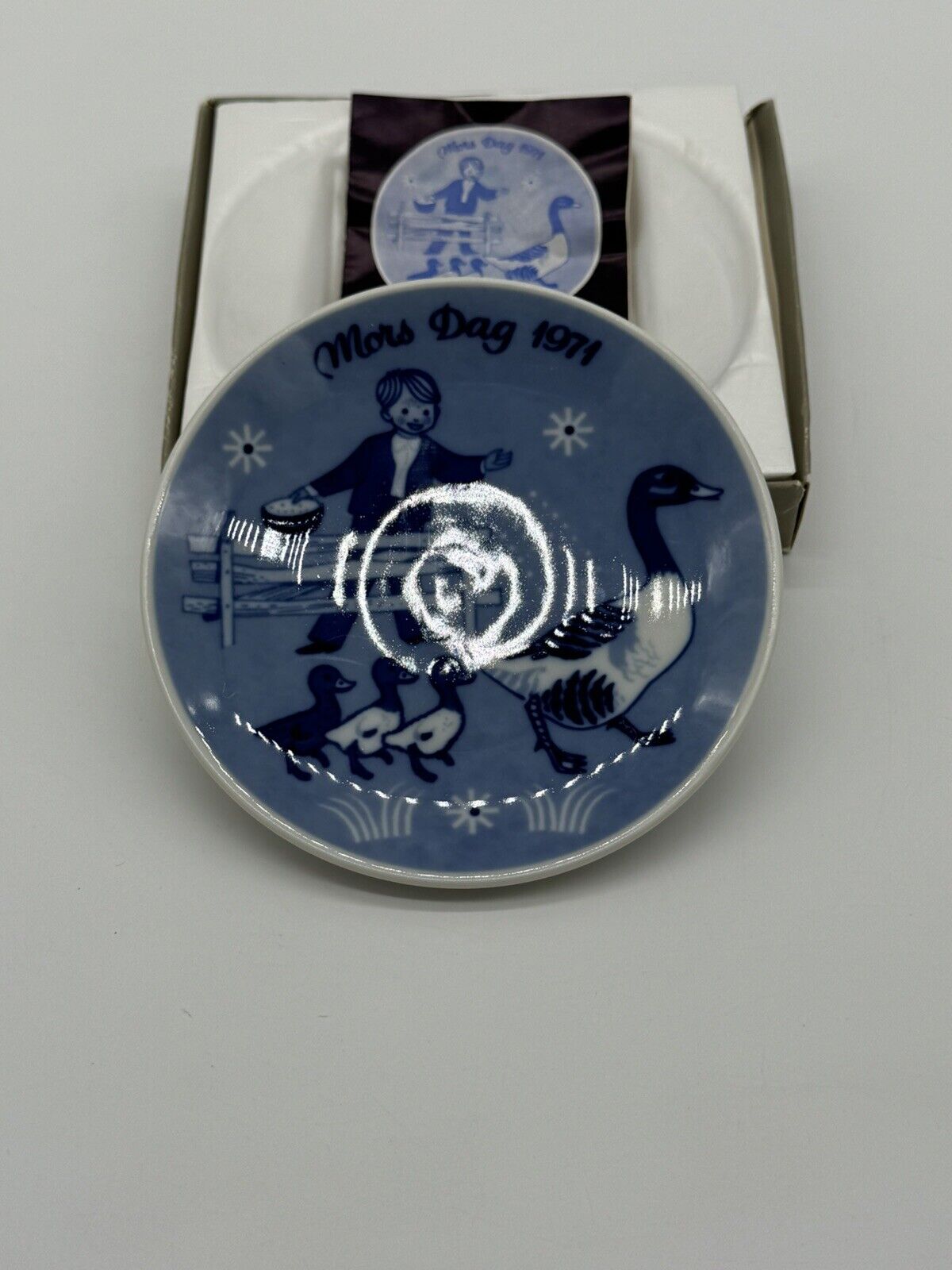 PORSGRUND NORWAY 1971 MORS DAG, MATHER'S DAY PLATE, 2ND SERIES, 5" DIAMETER