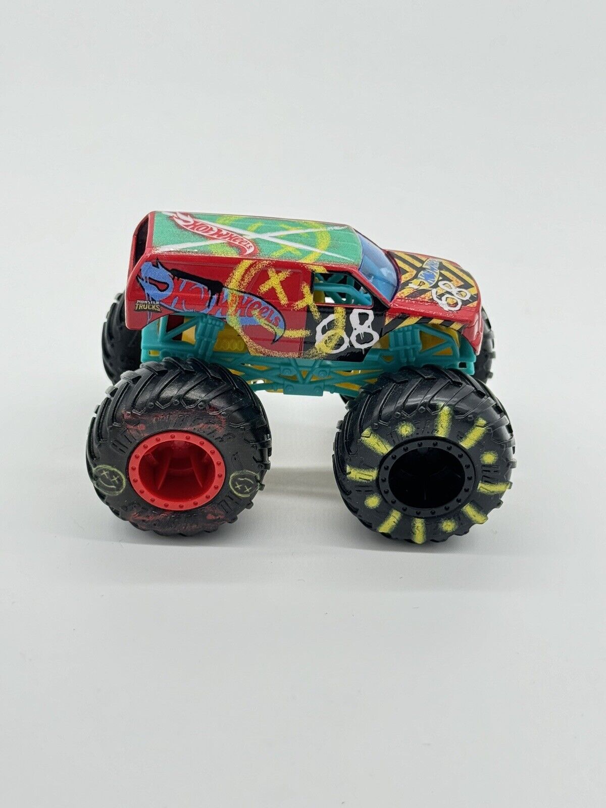 Lot of 8 Hot Wheels Monster Jam 1:64 Scale Trucks